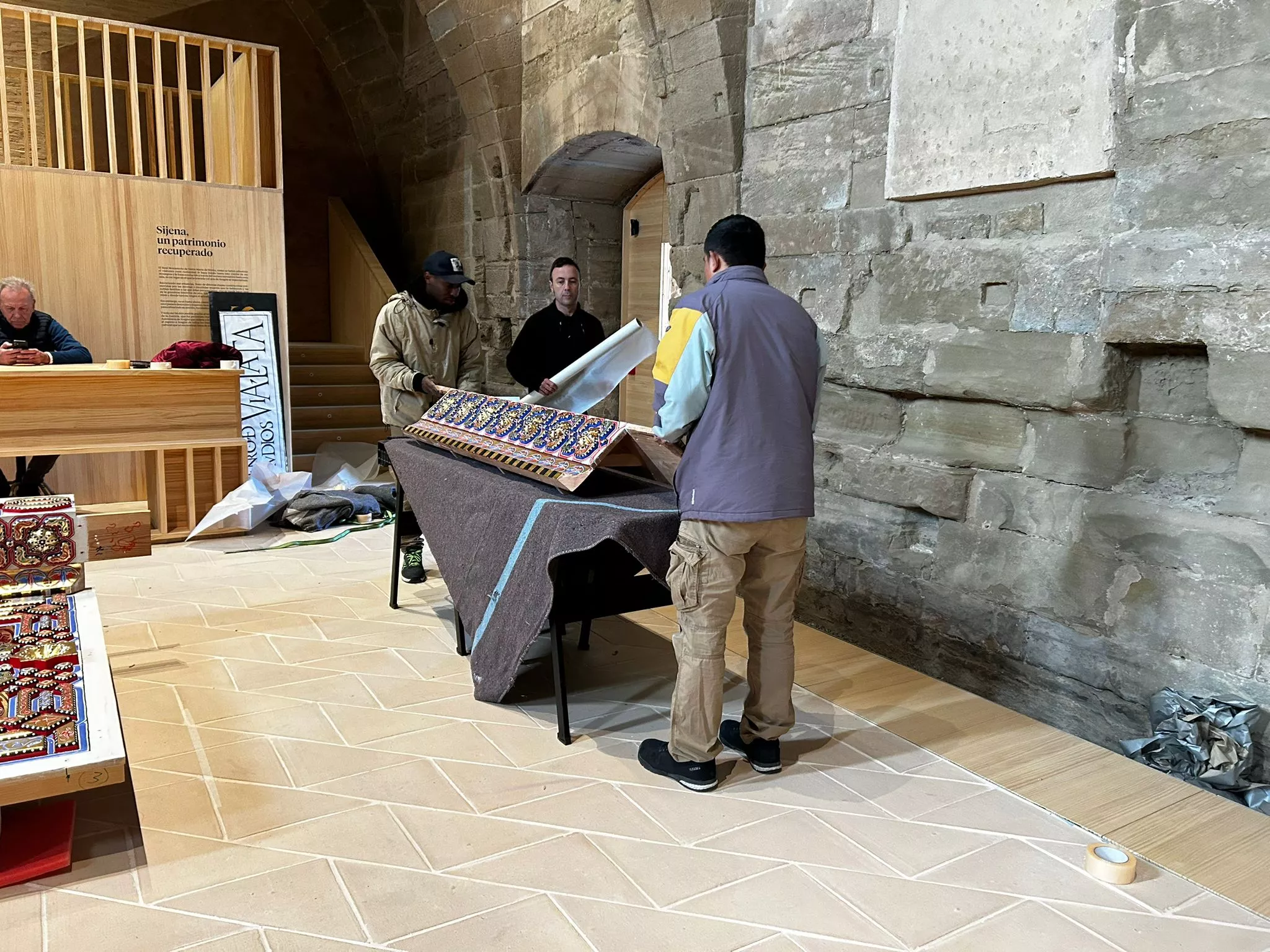 Mundanzas Garcés ha trasladado el cuarto alfarje reconstruido de Sijena a la Diputación de Huesca.
