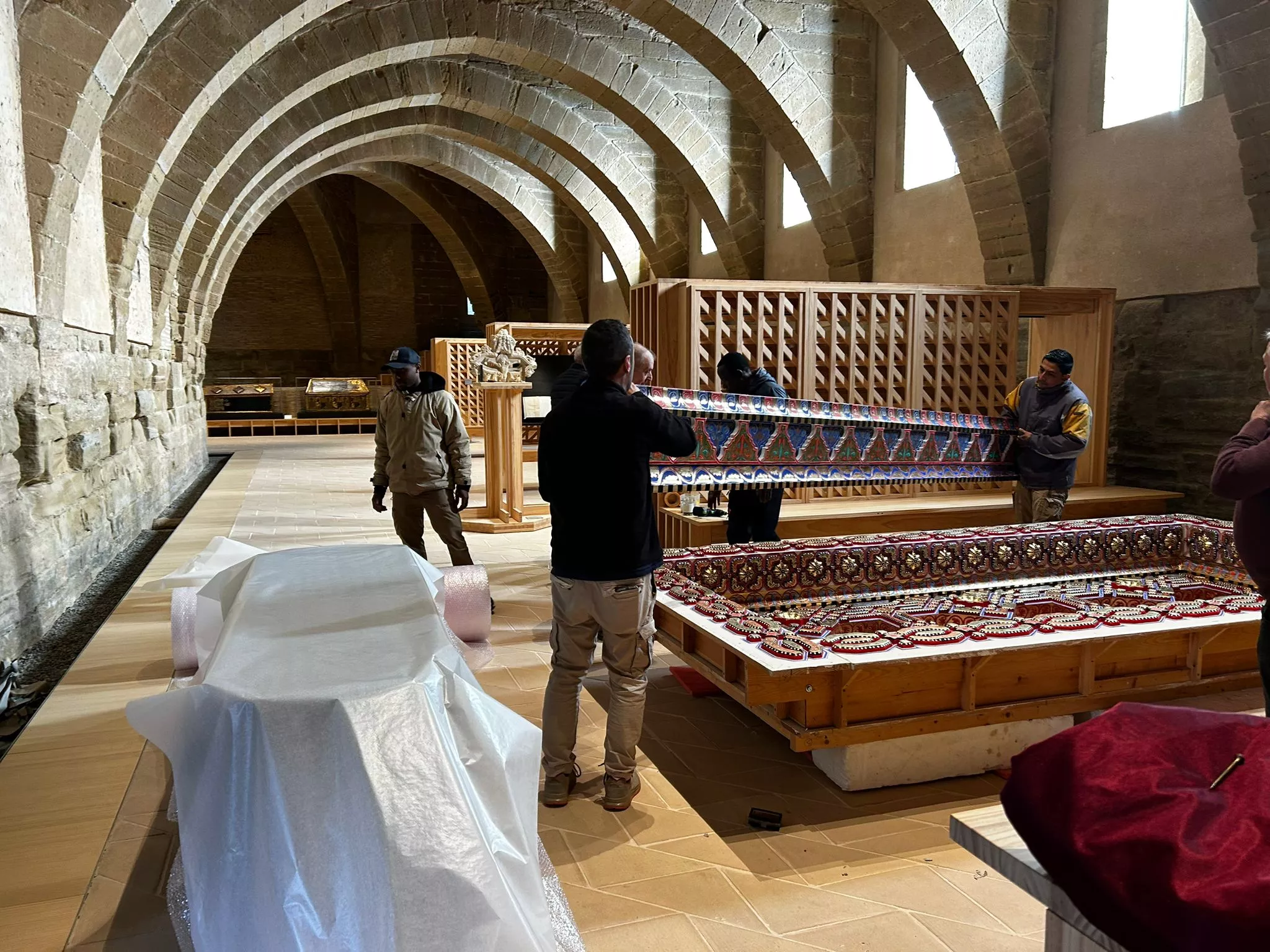 Mundanzas Garcés ha trasladado el cuarto alfarje reconstruido de Sijena a la Diputación de Huesca.