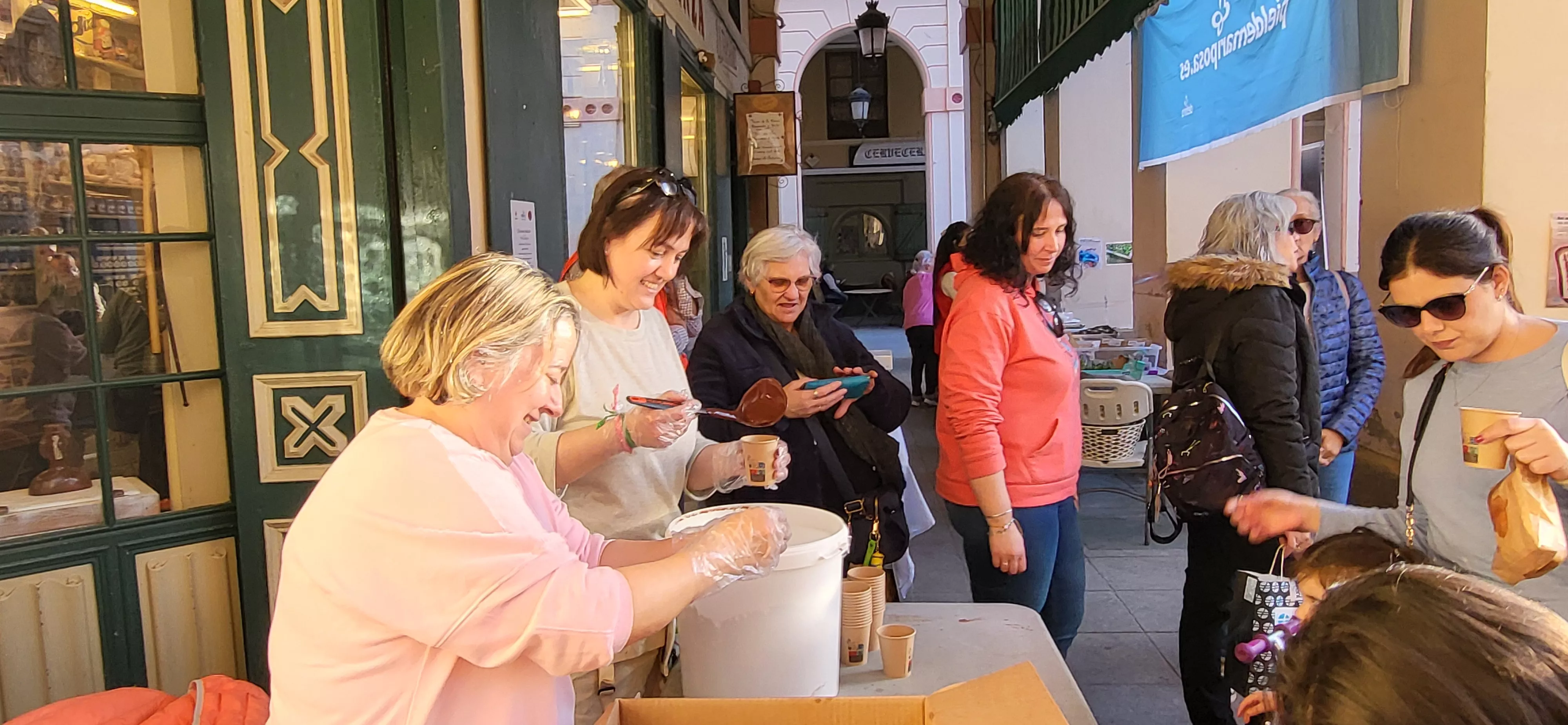 Chocolate solidario con DEBRA Piel de Mariposa. Foto Mercedes Manterola