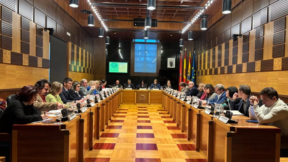 El Pleno de Huesca aprueba con los votos de PP y VOX regular el acceso ...