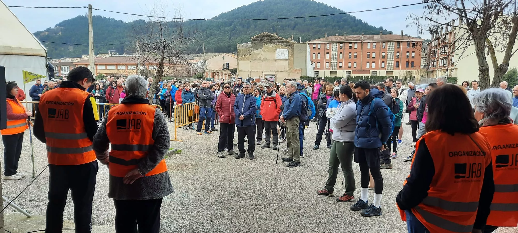 IX Caminata en la Flor del Almendro de Ayerbe del sábado. 