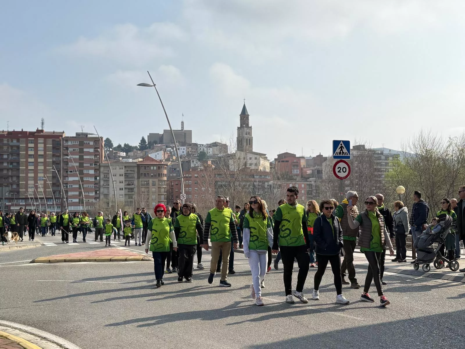 Más de 2.000 participantes en la XIII Carrera Contra el Cáncer.