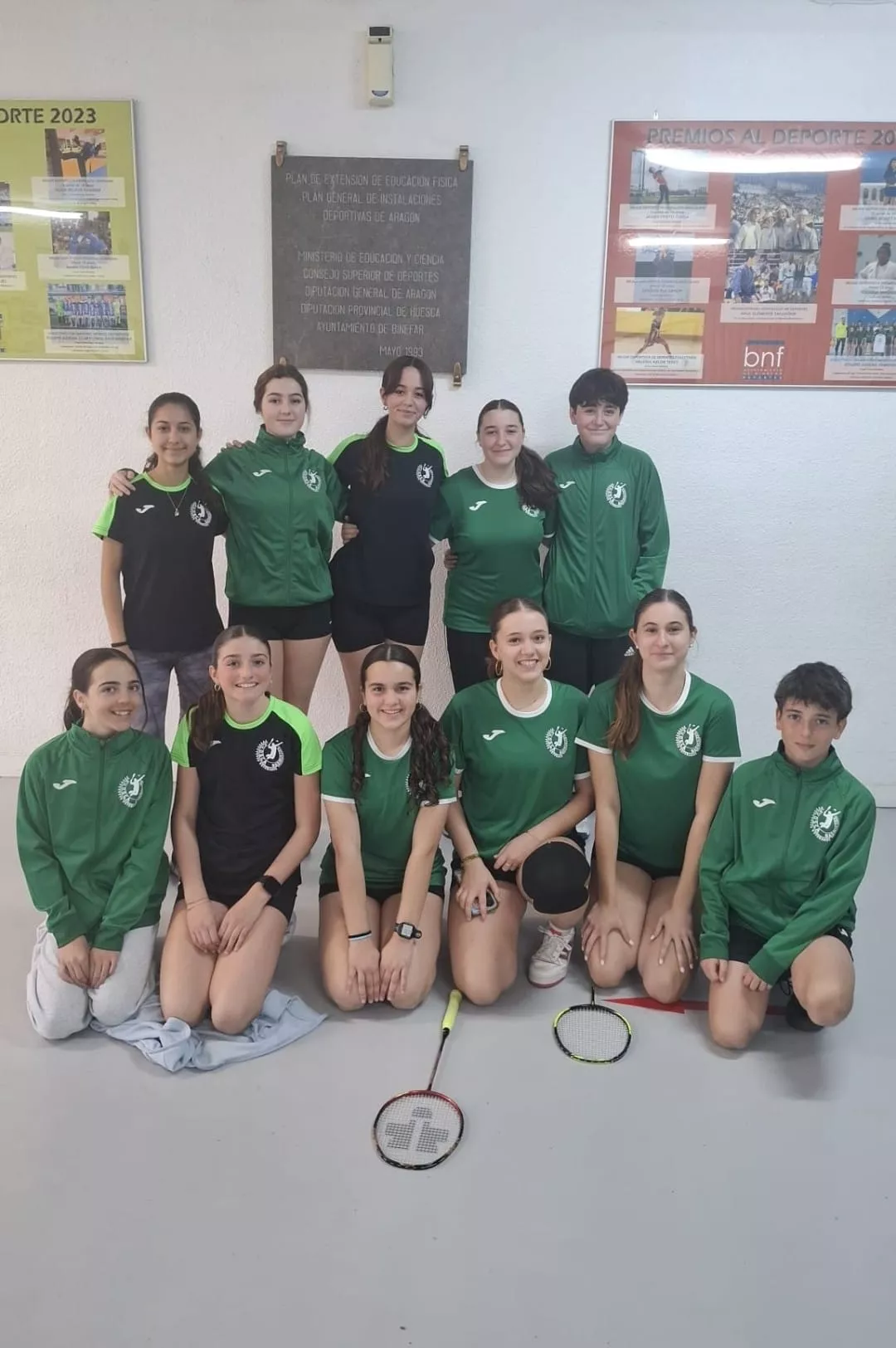 Jugadores del VV Osca en Binéfar Jugadores del VV Osca en Binéfar