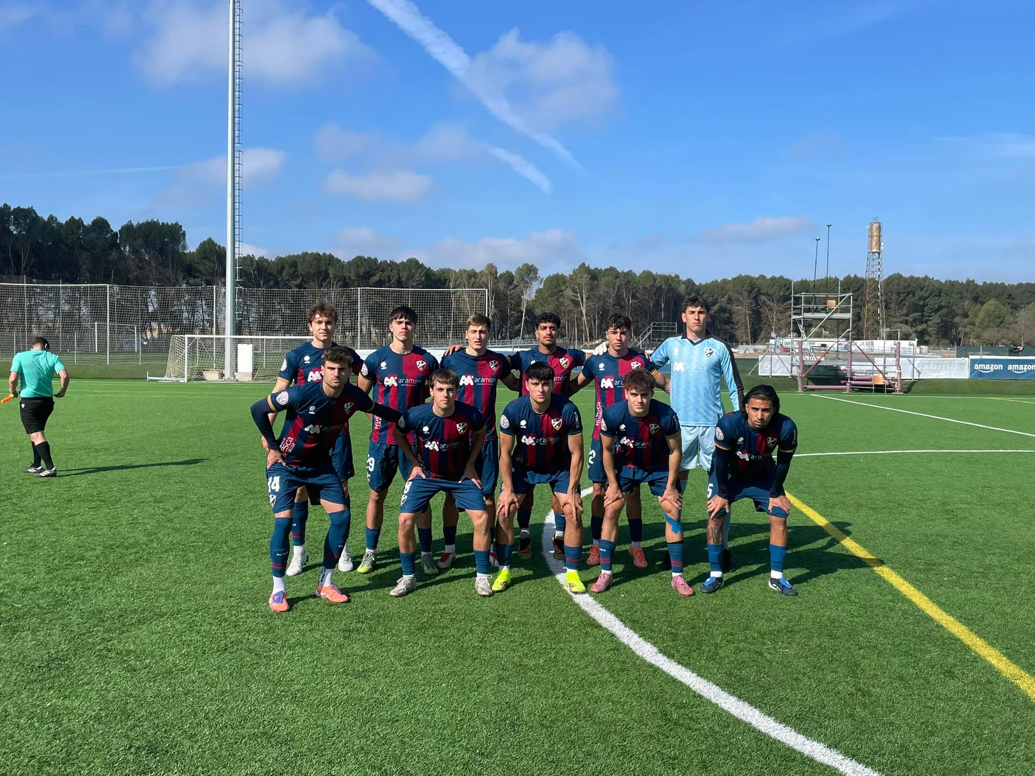 Once del Huesca B ante La Almunia.