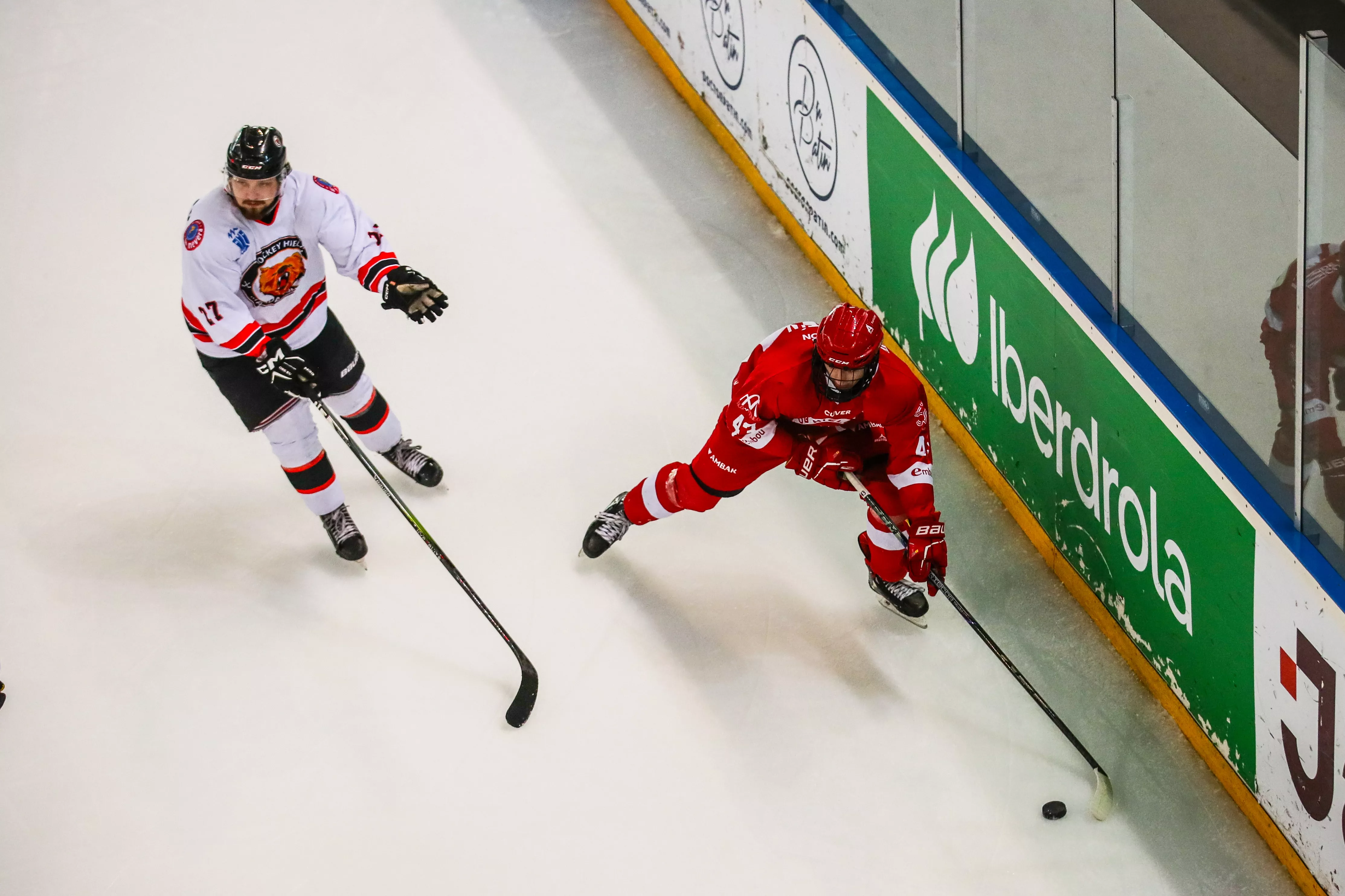 LNHH Loterias   Liga Iberica CH Jaca vs SH Majadahonda. FOTO CHJ LUCIA BENAISA 