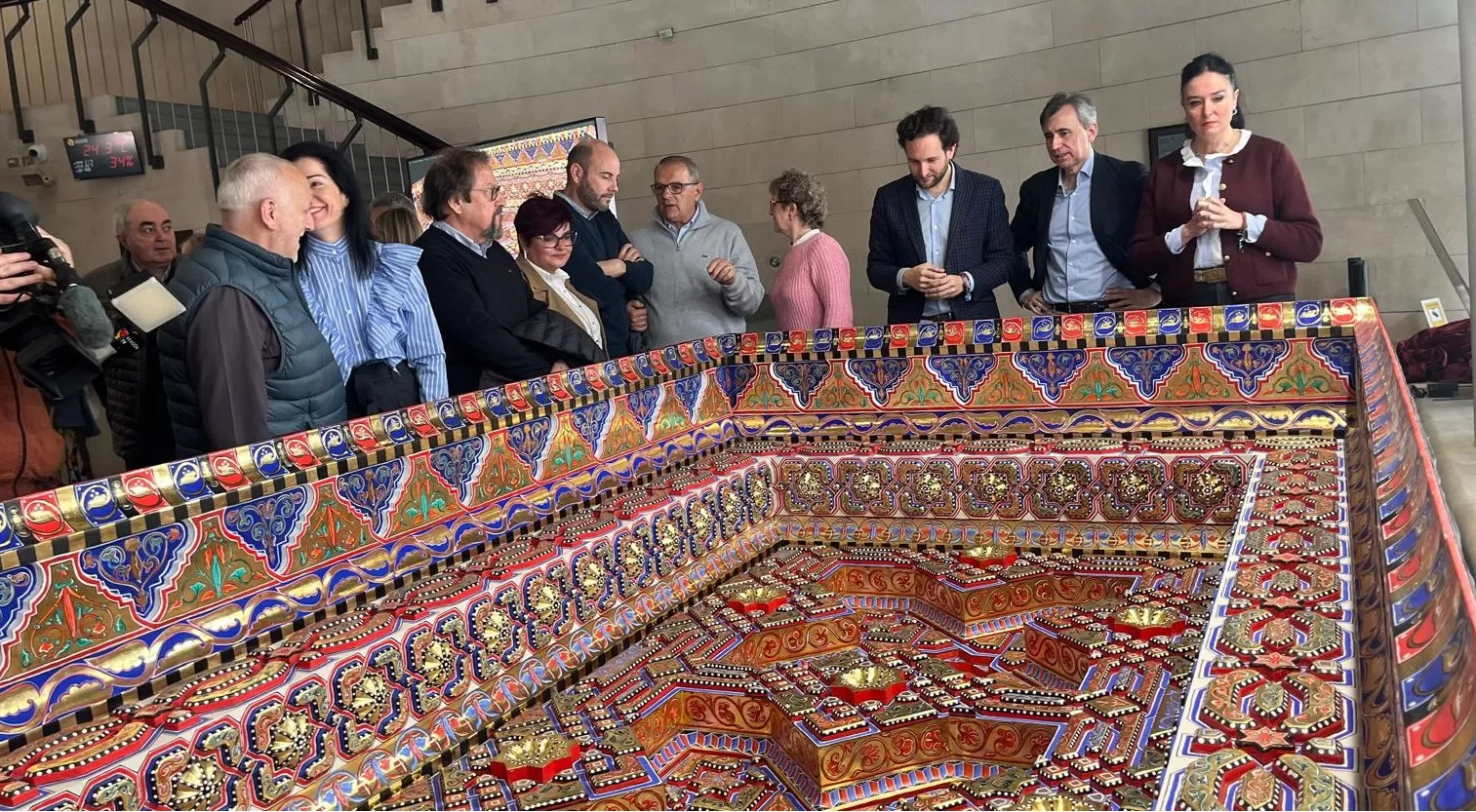 Exposición en la DPH del cuarto alfarje de la Sala Capitular del Monasterio de Sijena. Forto Mercedes Manterola