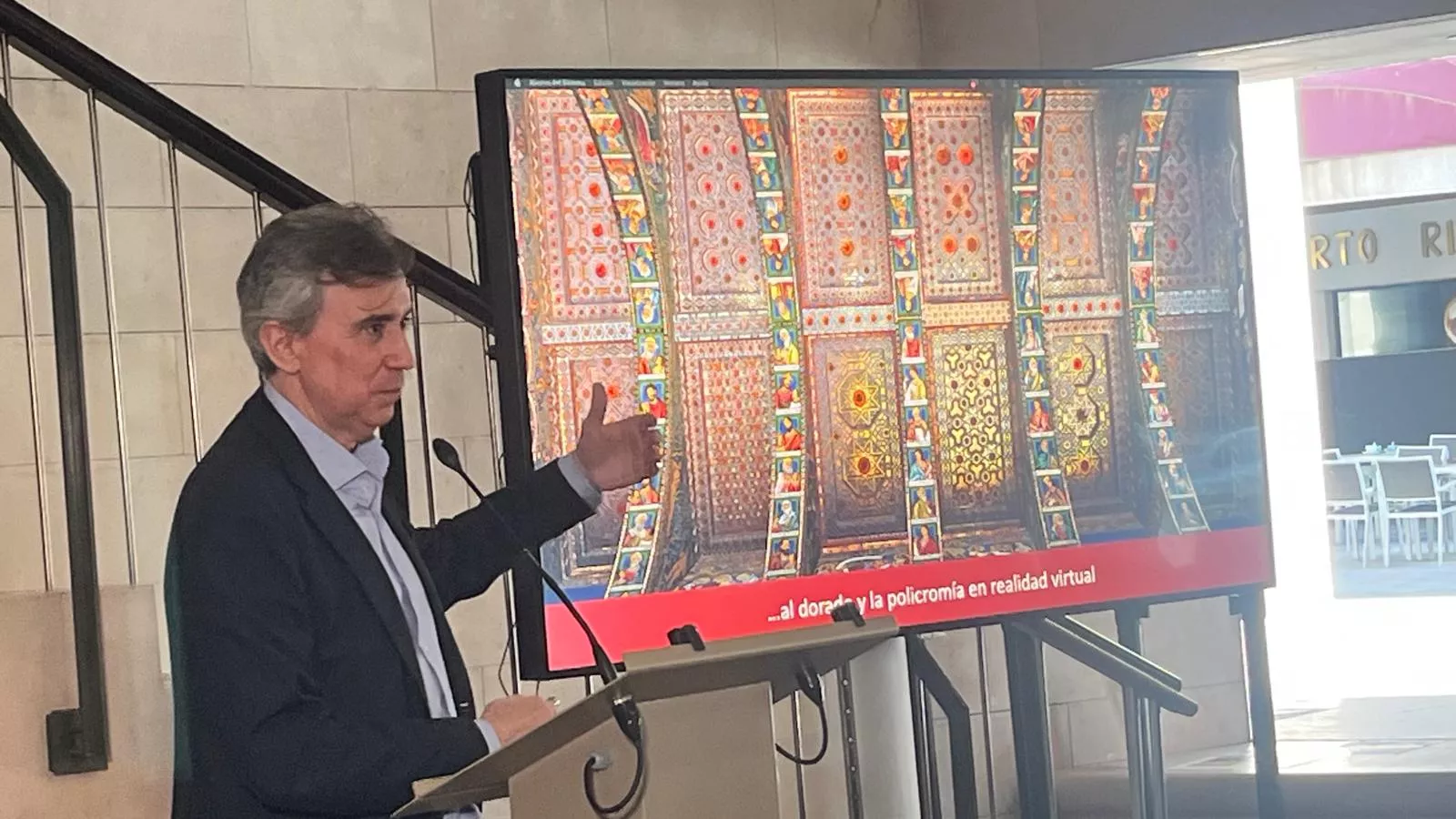 Exposición en la DPH del cuarto alfarje de la Sala Capitular del Monasterio de Sijena. Forto Mercedes Manterola