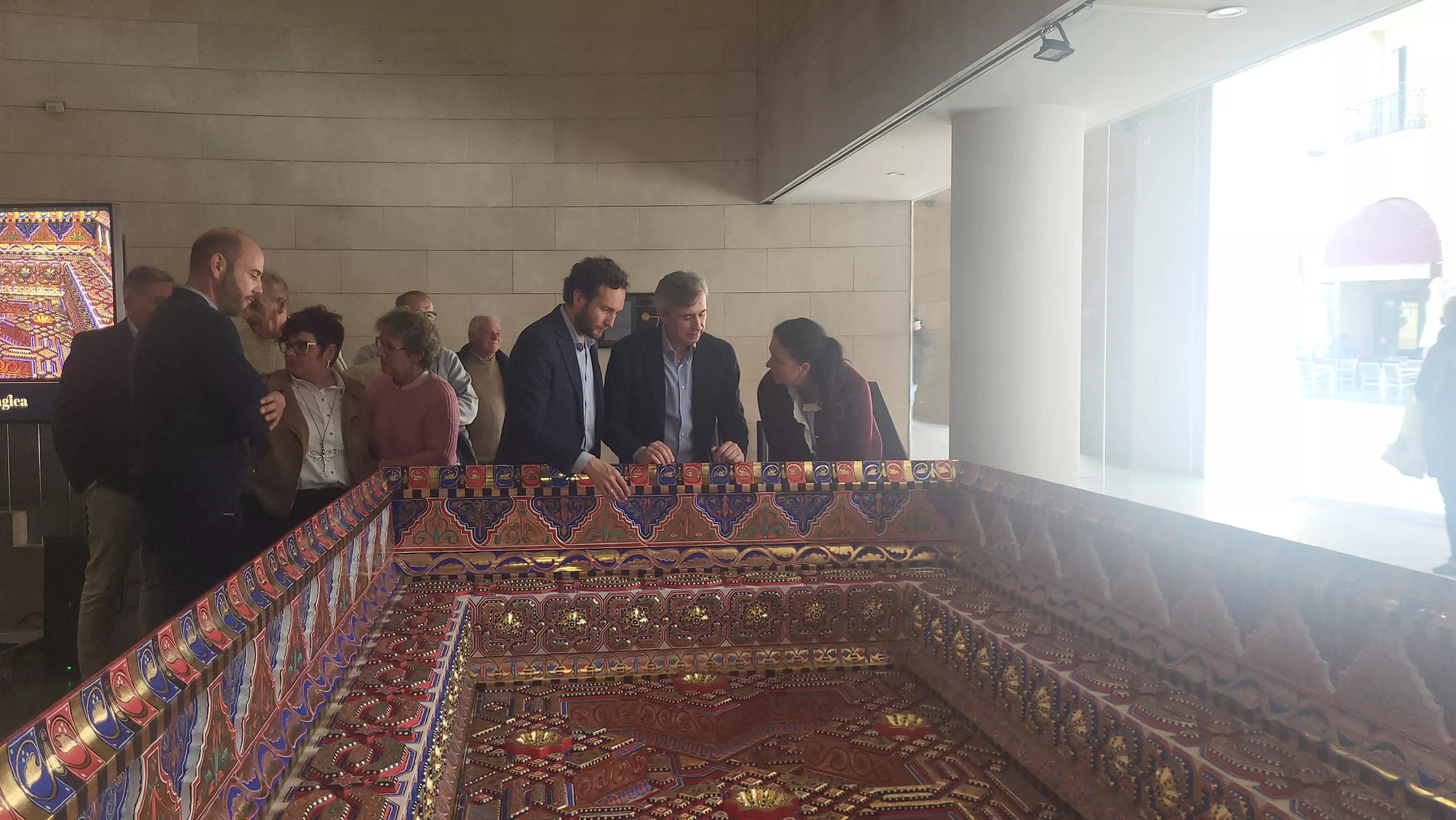 Exposición en la DPH del cuarto alfarje de la Sala Capitular del Monasterio de Sijena. Forto Mercedes Manterola