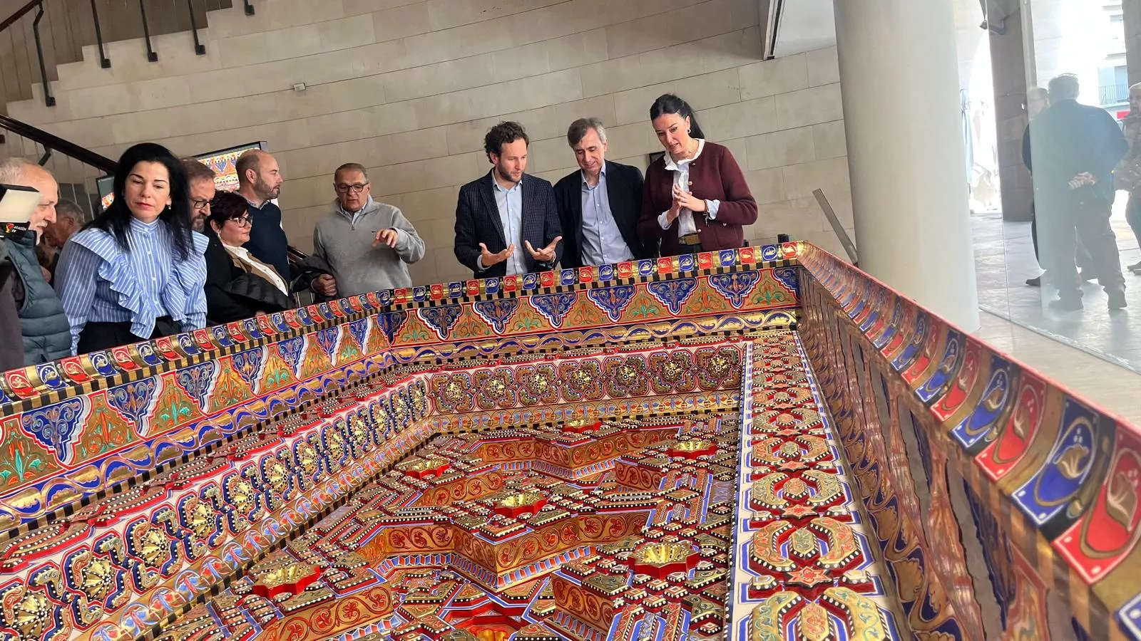 Exposición en la DPH del cuarto alfarje de la Sala Capitular del Monasterio de Sijena. Forto Mercedes Manterola