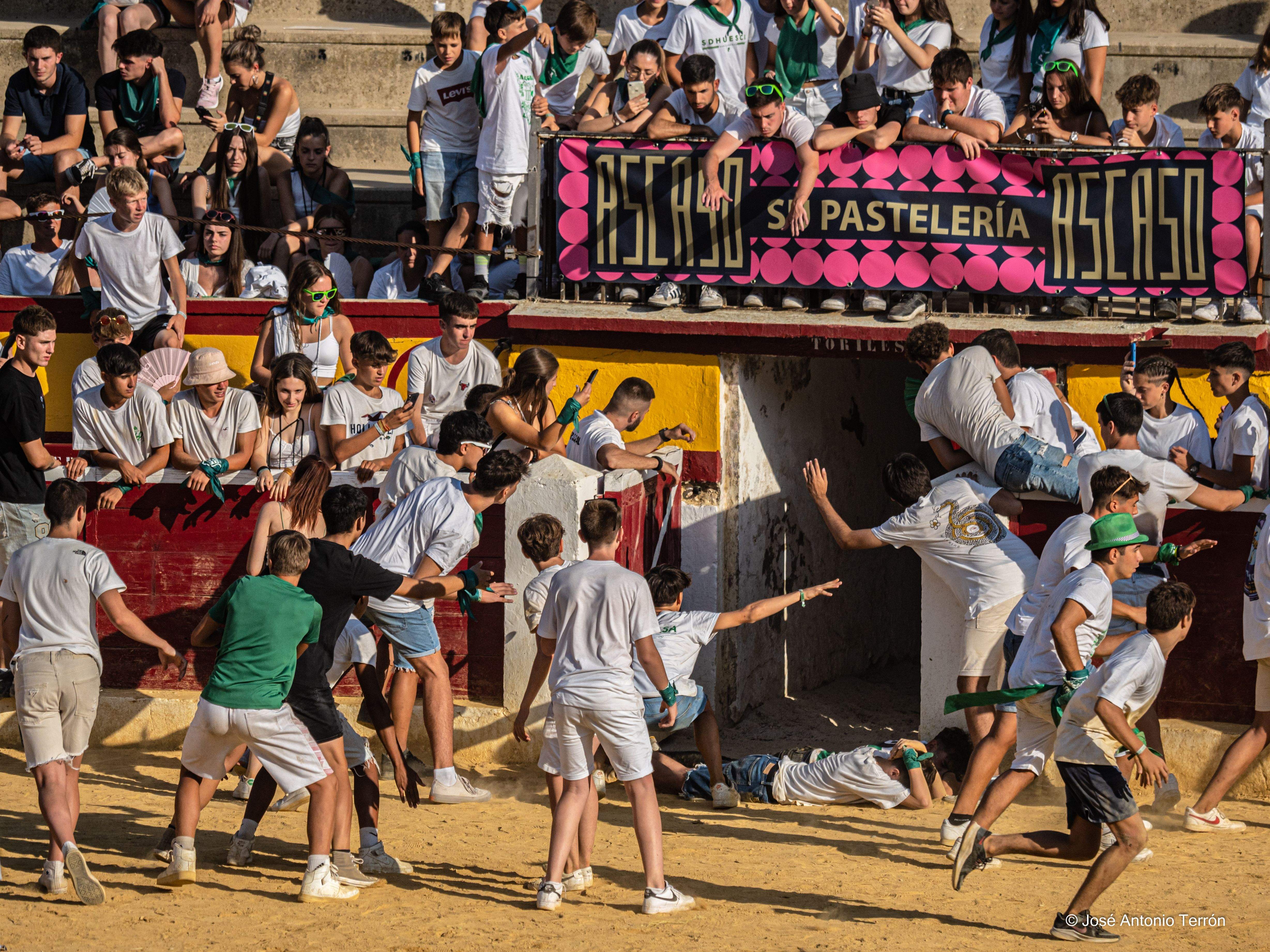 Vaquillas del día 11 de San Lorenzo. Foto José Antonio Terrón 