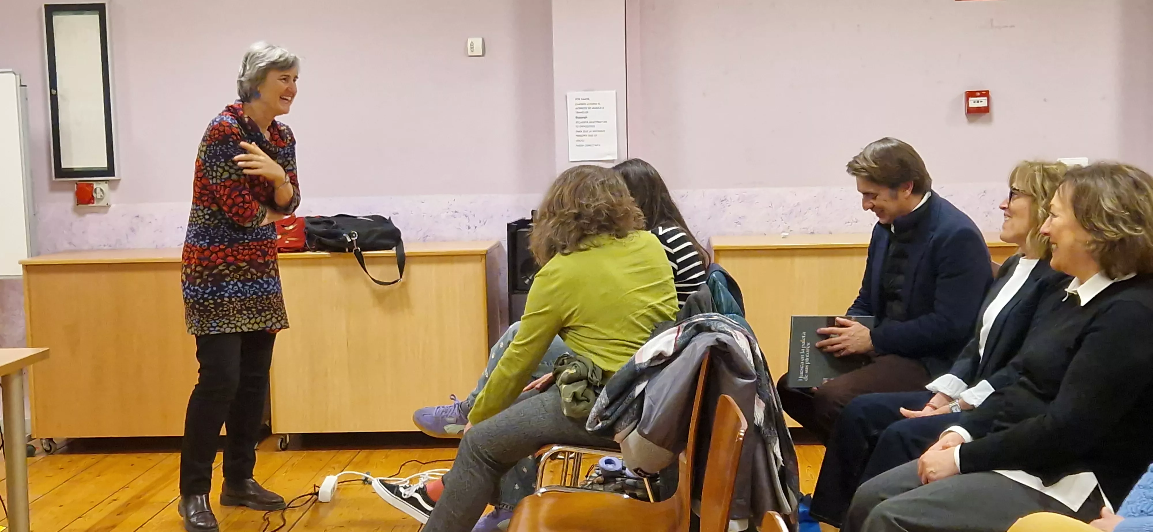 Sesión informativa sobre Conecta Barrios. Foto Myriam Martínez