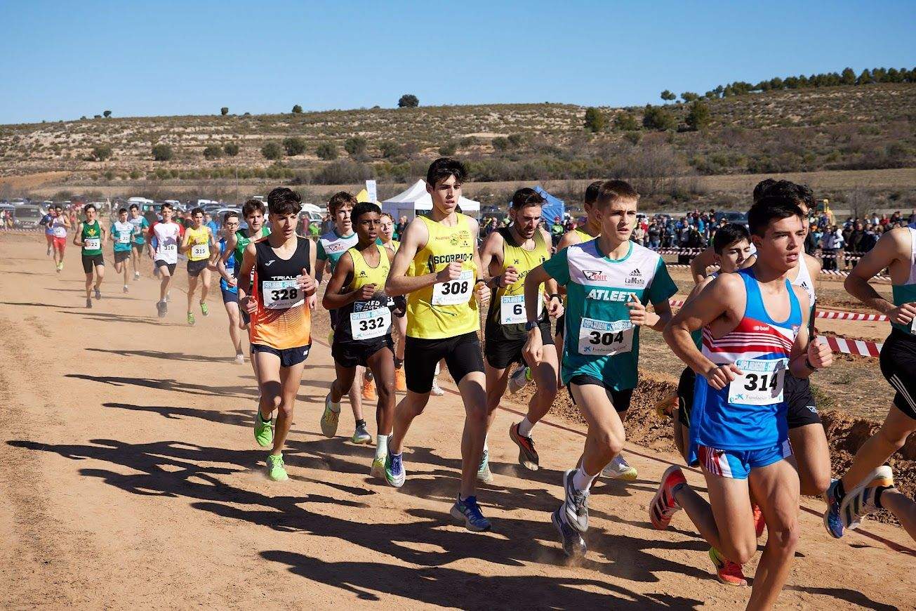 Javier Alamañac (GMS) ganó la carrera Sub 18. Foto CA Olimpo