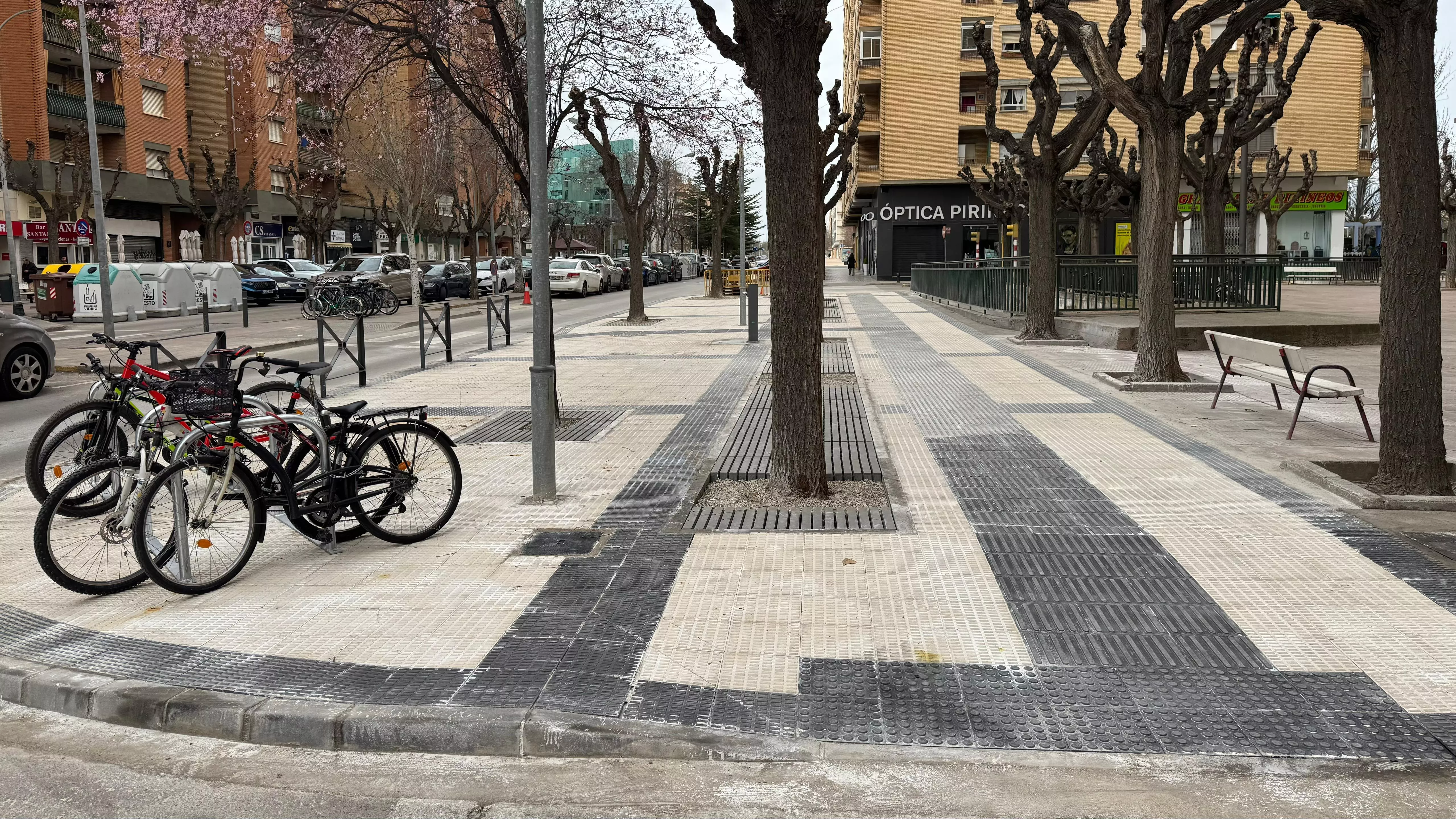 Mejoras en la avenida Pirineos y el pasaje Monrepós.