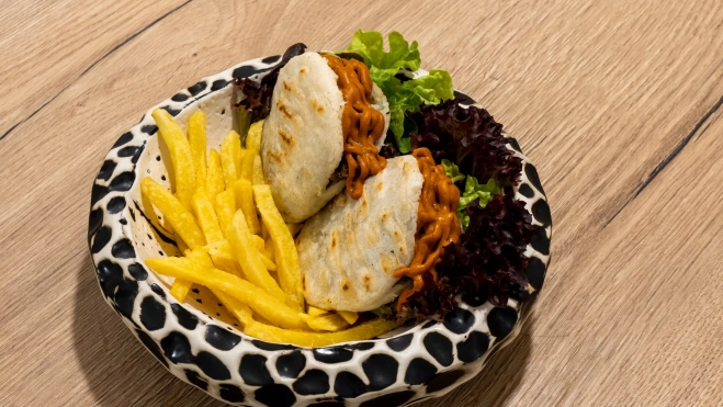 Arepas Ternasco asado meson la villa