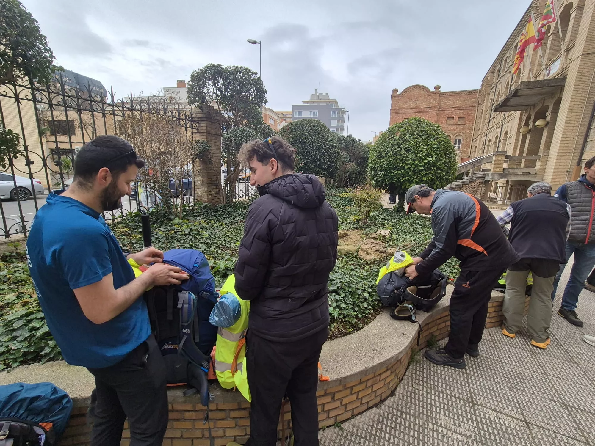Inicio de la 45 Javierada desde Huesca. Foto Juanlu Herrero