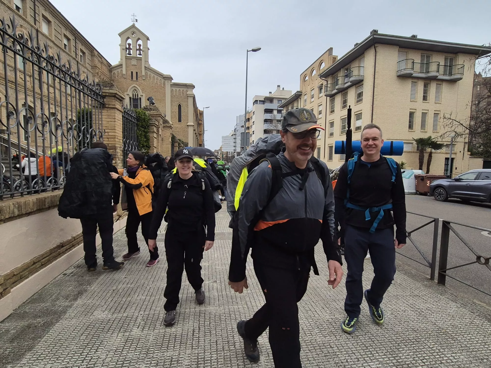 Inicio de la 45 Javierada desde Huesca. Foto Juanlu Herrero