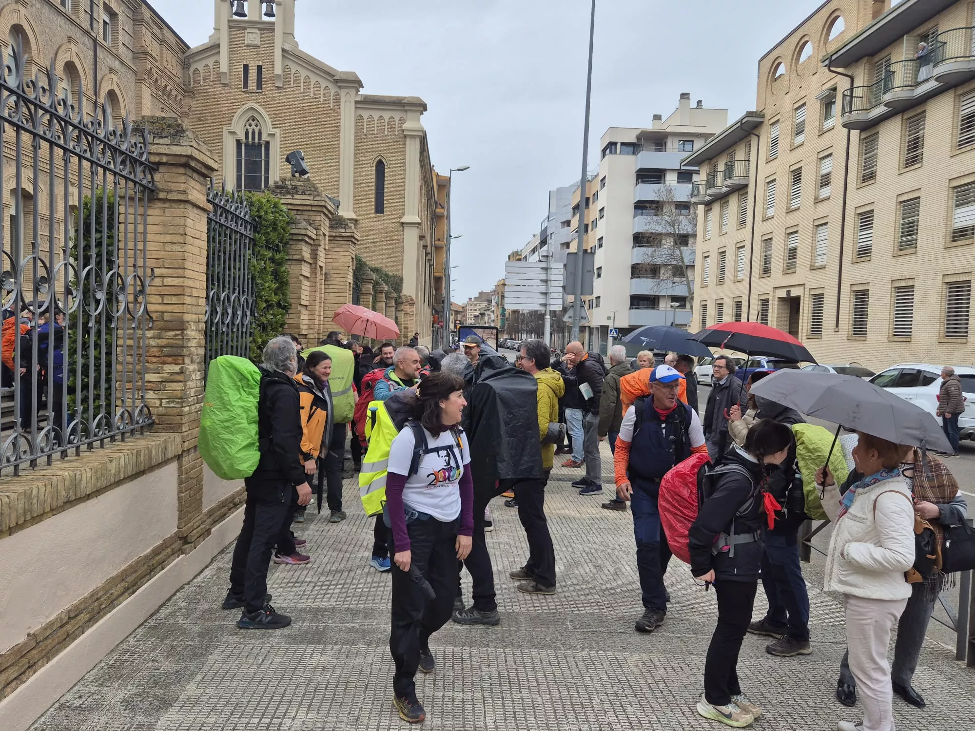 Inicio de la 45 Javierada desde Huesca. Foto Juanlu Herrero