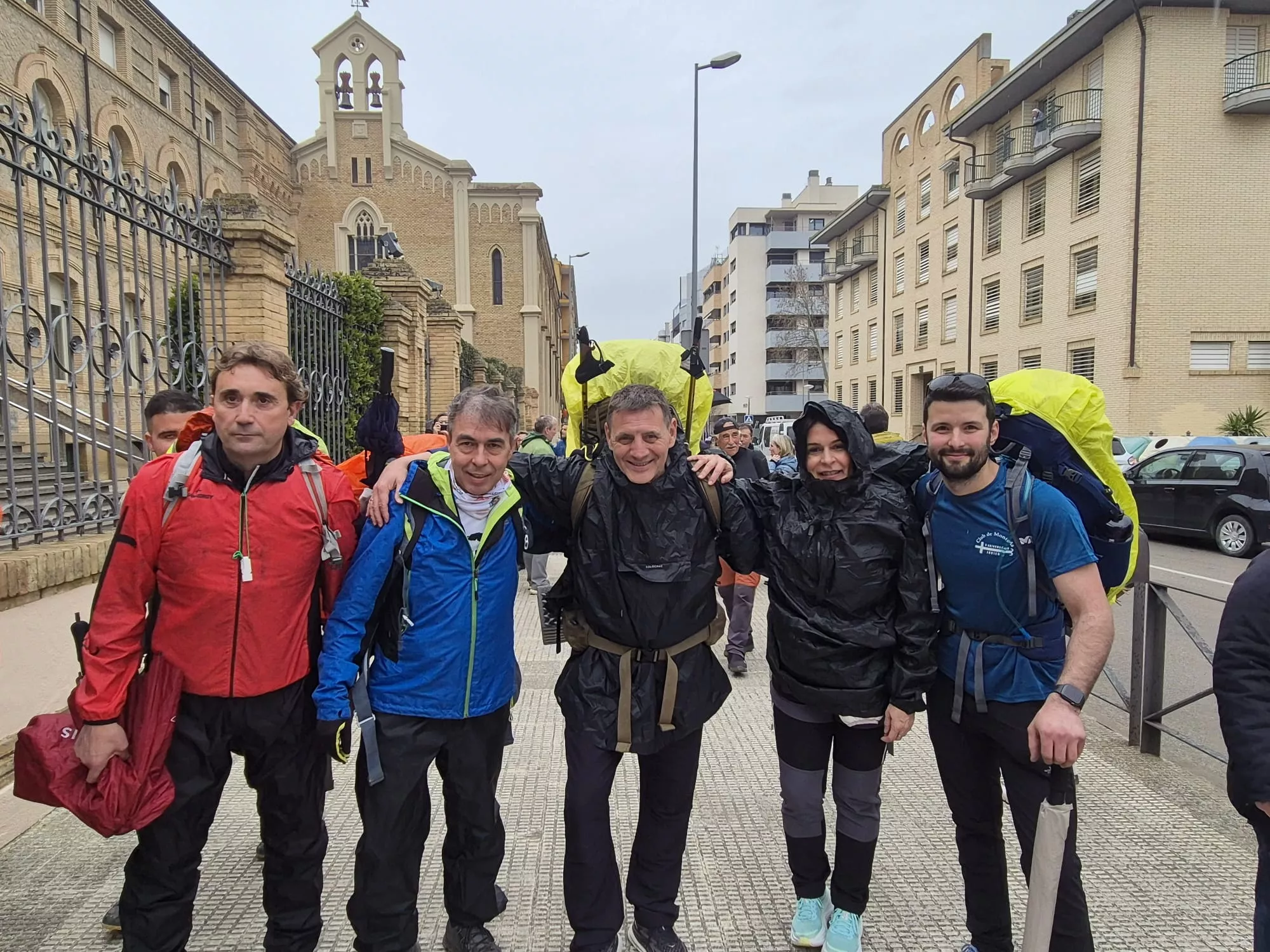 Inicio de la 45 Javierada desde Huesca. Foto Juanlu Herrero