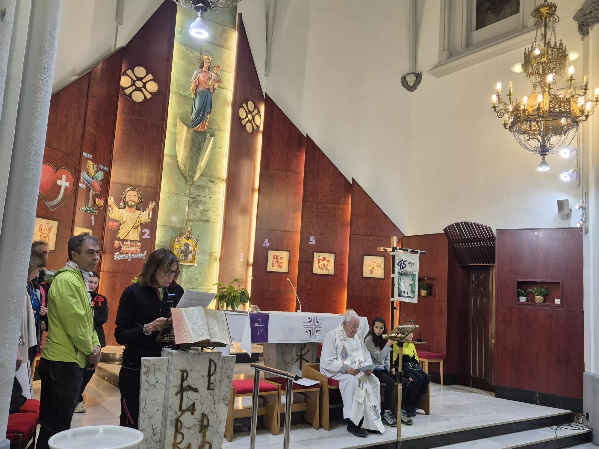 Inicio de la 45 Javierada desde Huesca. Foto Juanlu Herrero