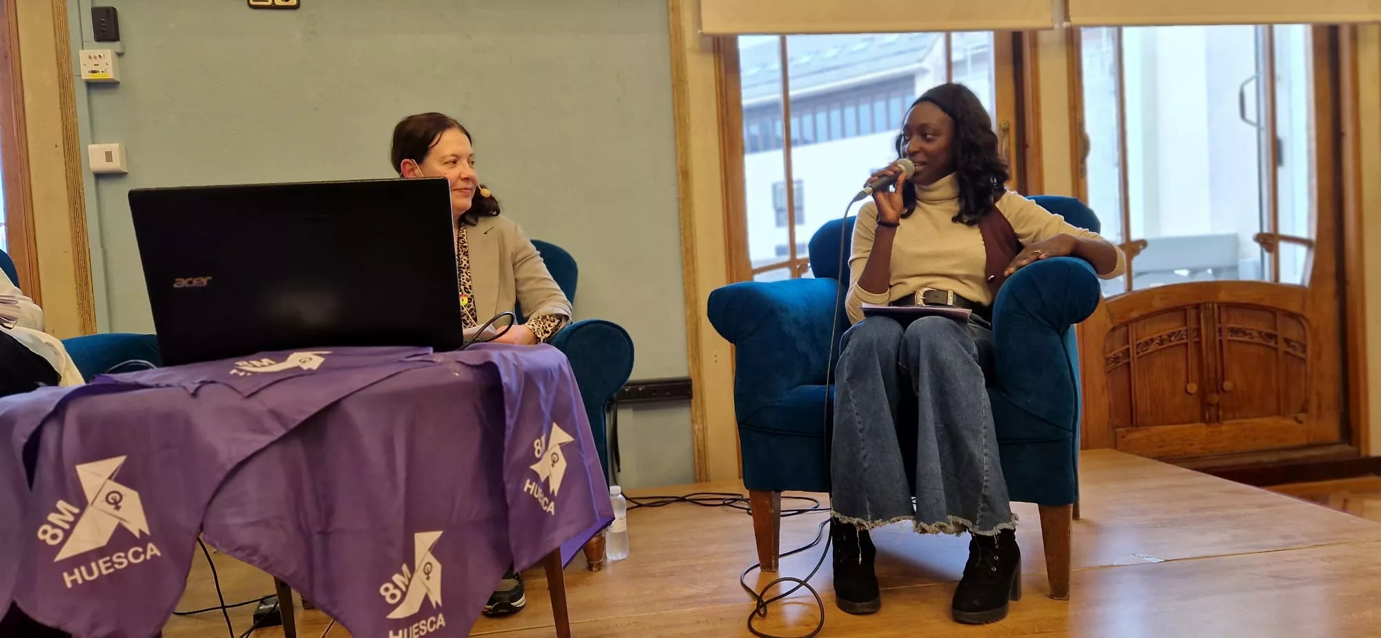 Debate en torno al cortometraje Mama en Huesca por el 8M. Foto Myriam Martínez