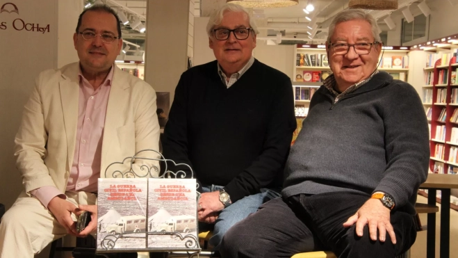 Trallero, Alonso y Pisa. Foto Carlos Neofato