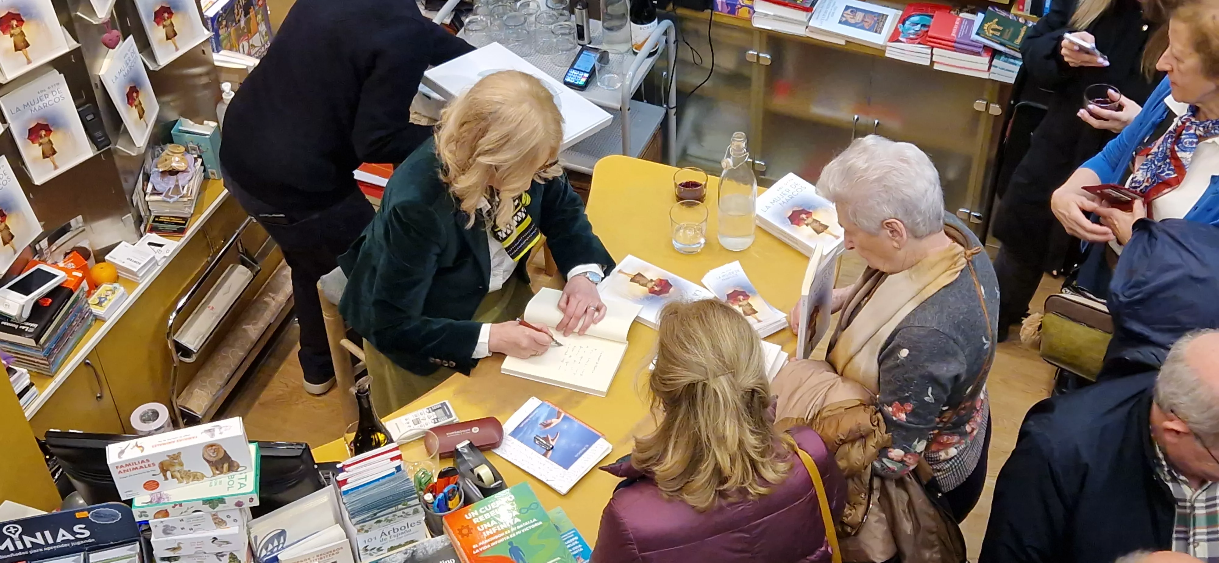 Presentación de "La mujer de Marcos" de Sol Otto en la librería Anónima. Foto Myriam Martínez