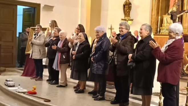 Hermanas de la Caridad de Santa Ana reciben y envían el aplauso a la feligresía de Ayerbe y alrededores