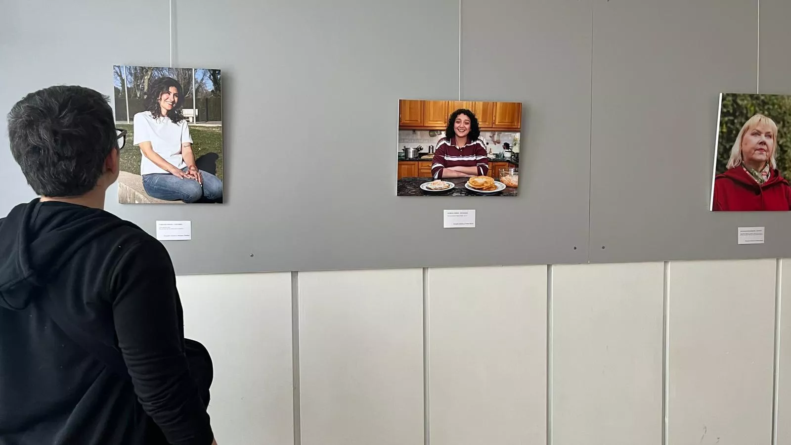Exposición “Vecinas del Mundo, Vecinas del Barrio” de María Auxiliadora. Foto Mercedes Manterola