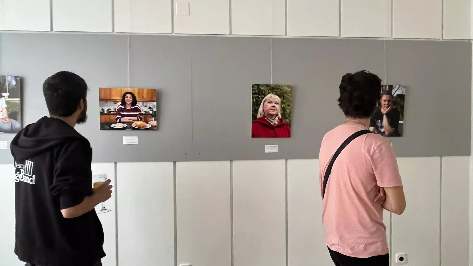 Exposición “Vecinas del Mundo, Vecinas del Barrio” de María Auxiliadora. Foto Mercedes Manterola