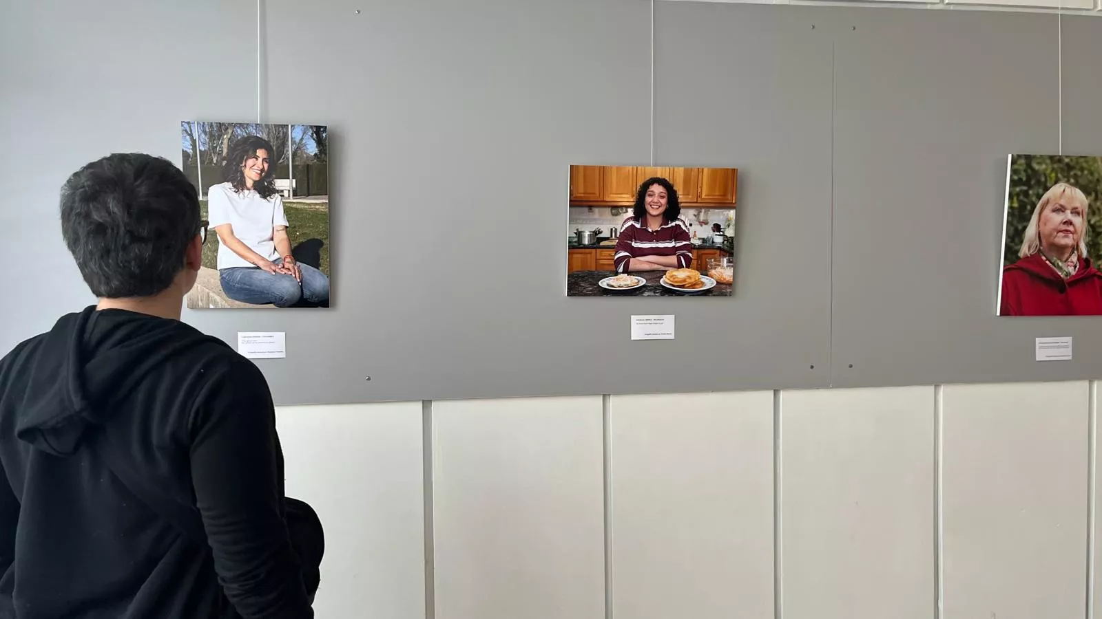 Exposición “Vecinas del Mundo, Vecinas del Barrio” de María Auxiliadora. Foto Mercedes Manterola