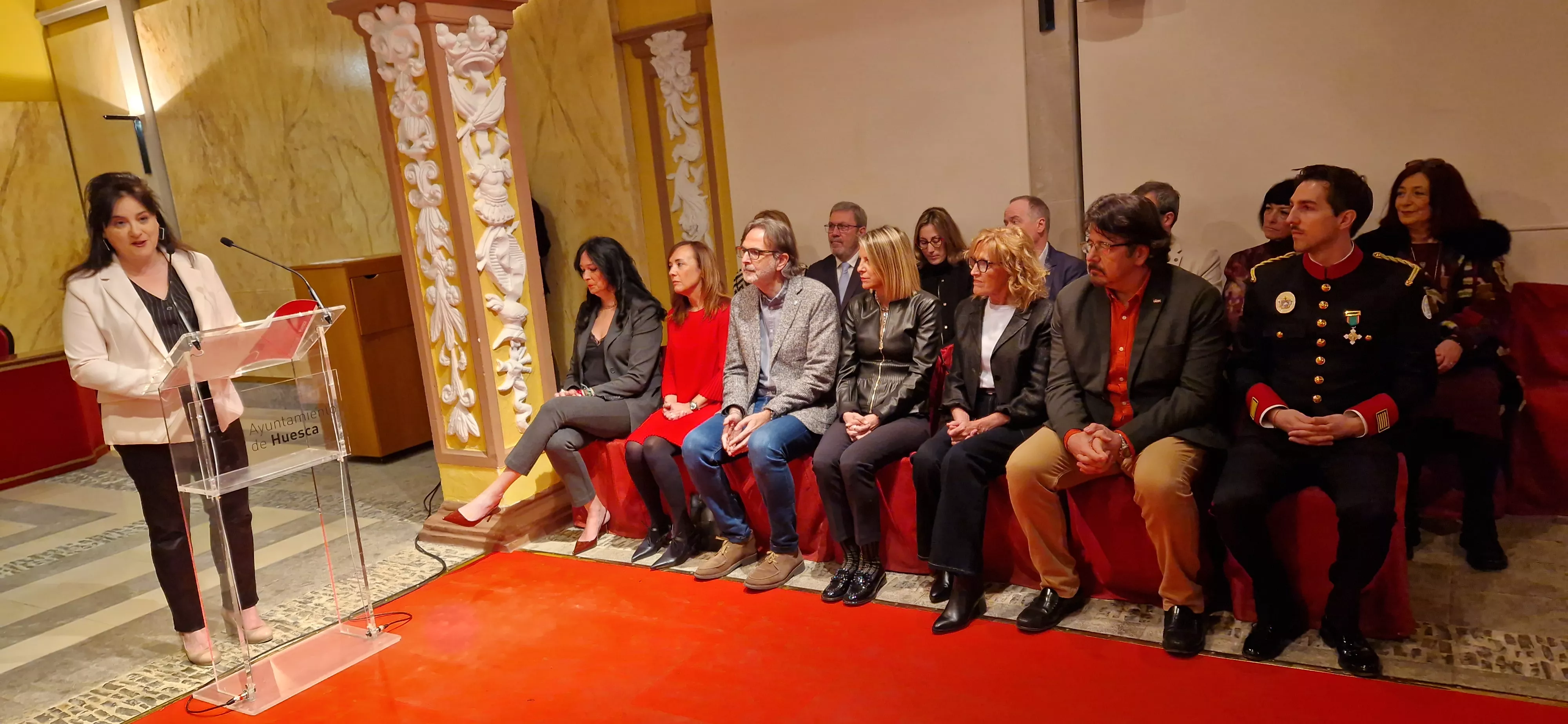 Entrega de las condecoraciones del Servicio de Prevención, Extinción de Incendios y Salvamento de Huesca. Foto Myriam Martínez