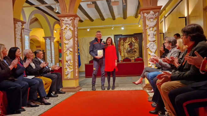 Germán Blasco Valero. Entrega de las condecoraciones del Servicio de Prevención, Extinción de Incendios y Salvamento de Huesca. Foto Myriam Martínez