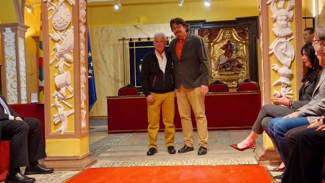 Desguaces Alonso. Entrega de las condecoraciones del Servicio de Prevención, Extinción de Incendios y Salvamento de Huesca. Foto Myriam Martínez