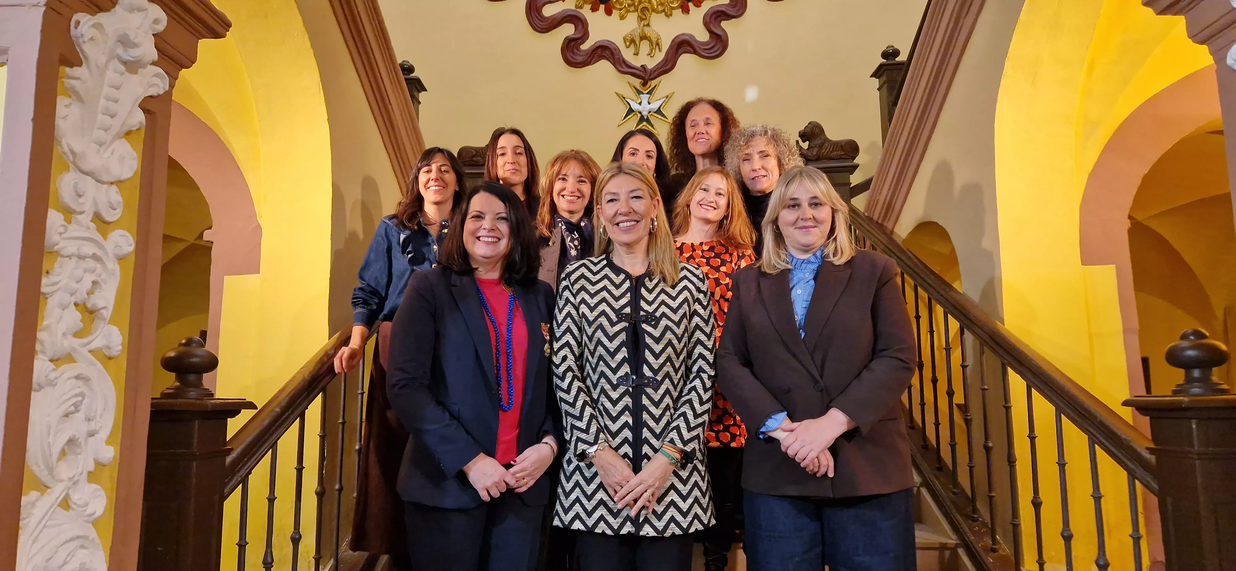 Equipo de Servicios Sociales del Ayuntamiento de Huesca. Foto Myriam Martínez