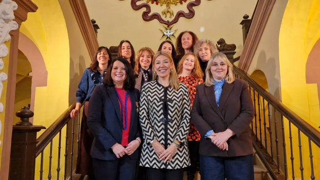 Equipo de Servicios Sociales del Ayuntamiento de Huesca. Foto Myriam Martínez