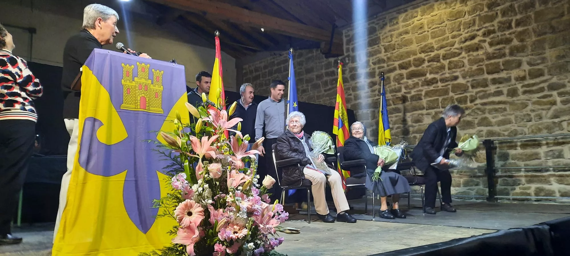 Homenaje a las Hermanas de Santa Ana en Ayerbe