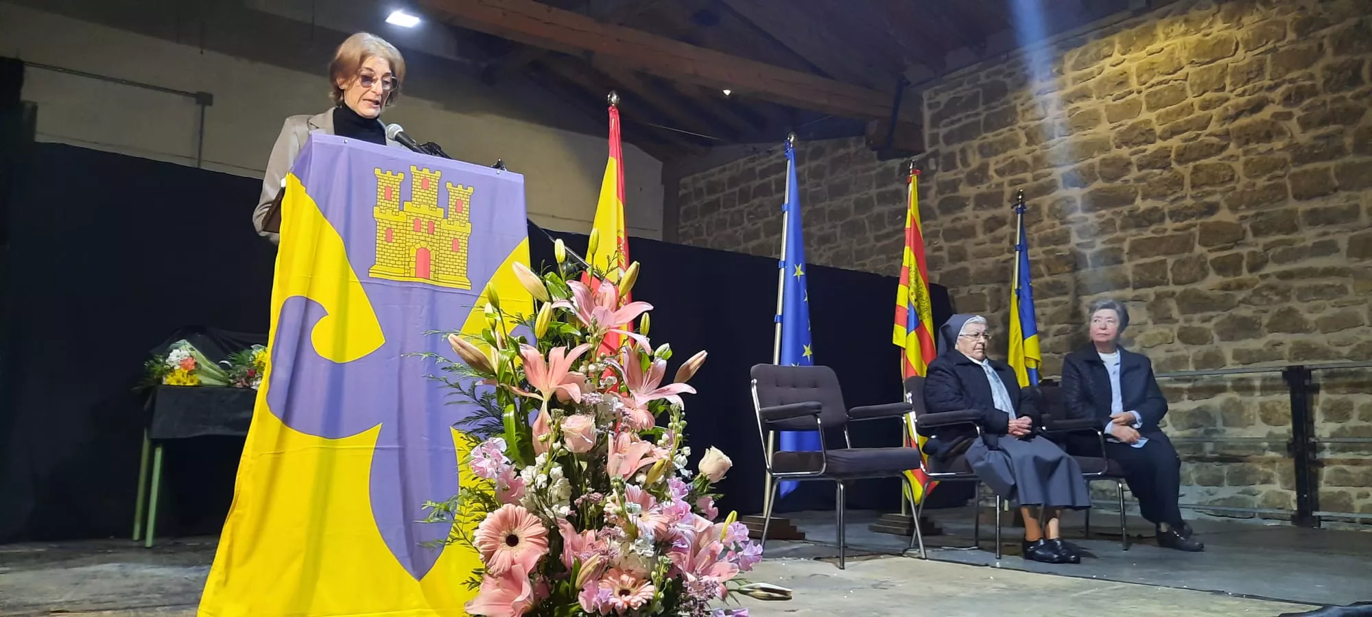 Homenaje a las Hermanas de Santa Ana en Ayerbe