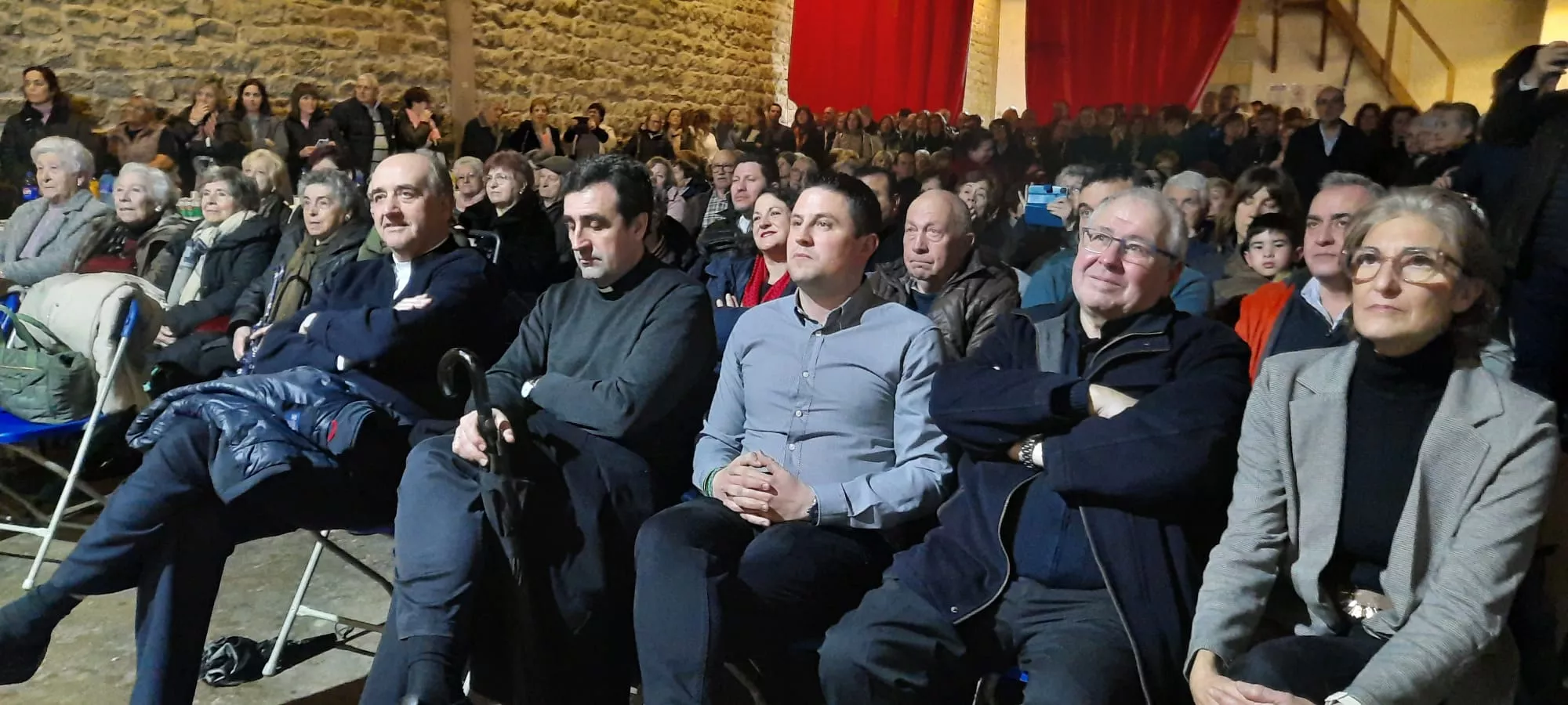Homenaje a las Hermanas de Santa Ana en Ayerbe