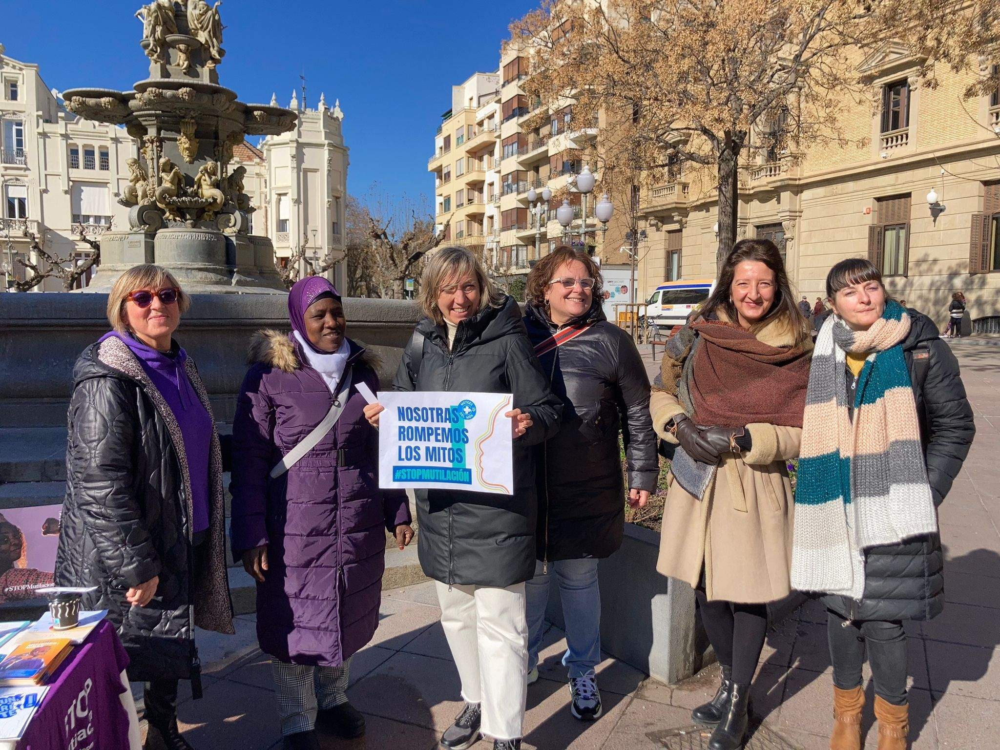 Acción de Médicos del Mundo en Huesca en el Día contra la Mutilación Genital Femenina Acción de Médicos del Mundo en Huesca en el Día contra la Mutilación Genital Femenina
