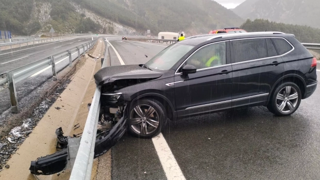 77edbcbb 7cd6 4fcb 8a40 9c8bd747a608