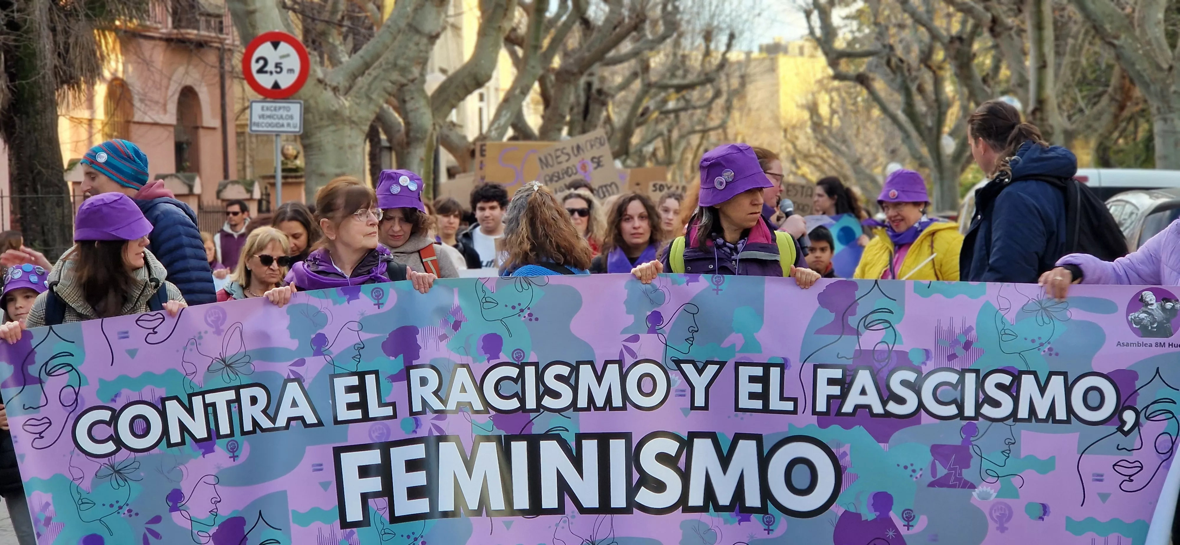 Manifestación del 8M, Día Internacional de la Mujer, en Huesca. Foto Myriam Martínez