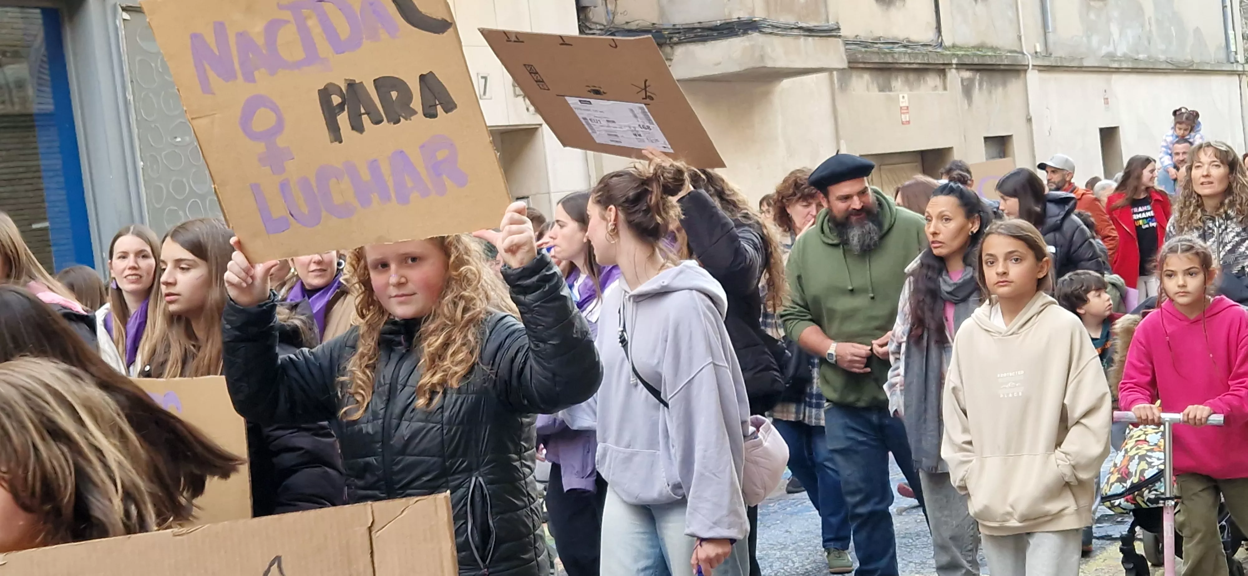 Manifestación del 8M, Día Internacional de la Mujer, en Huesca. Foto Myriam Martínez
