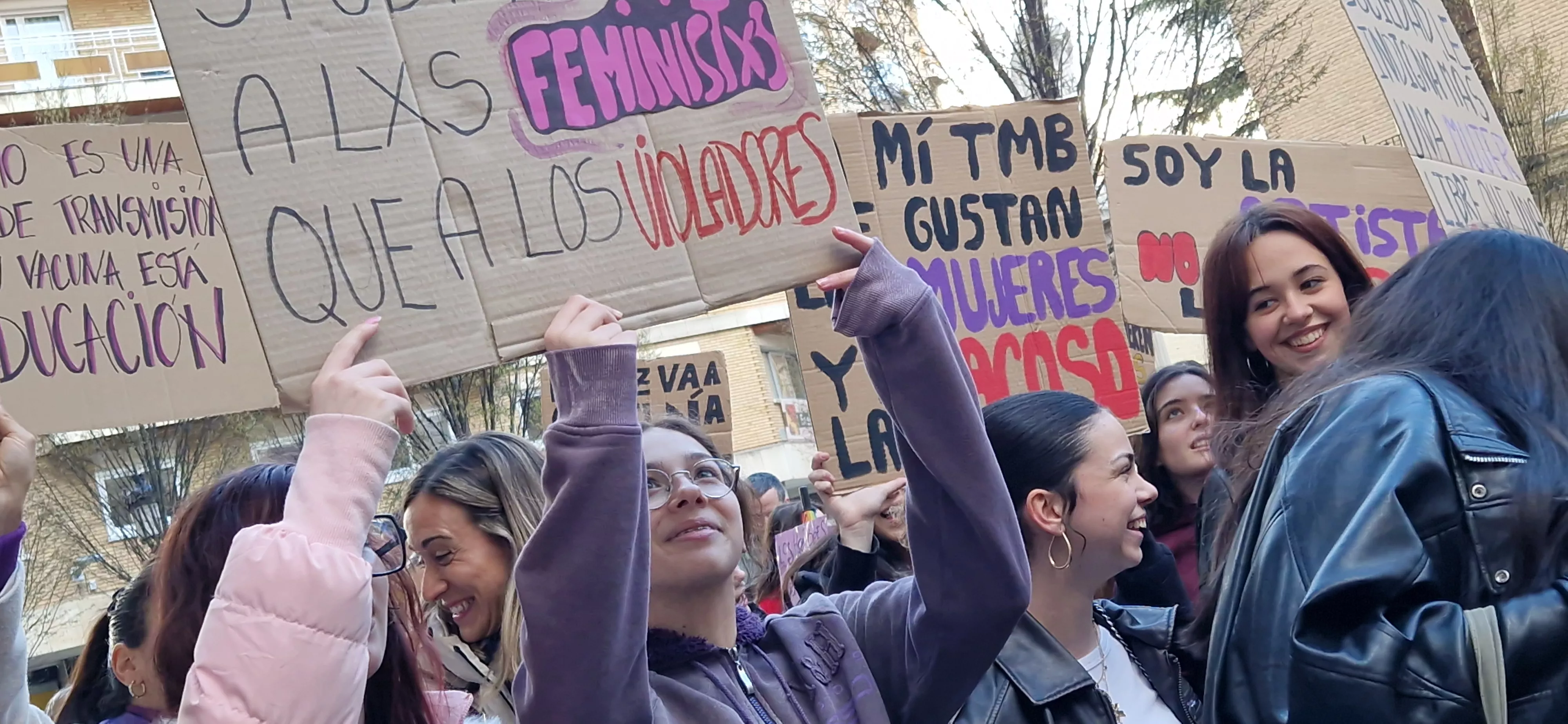 Manifestación del 8M, Día Internacional de la Mujer, en Huesca. Foto Myriam Martínez