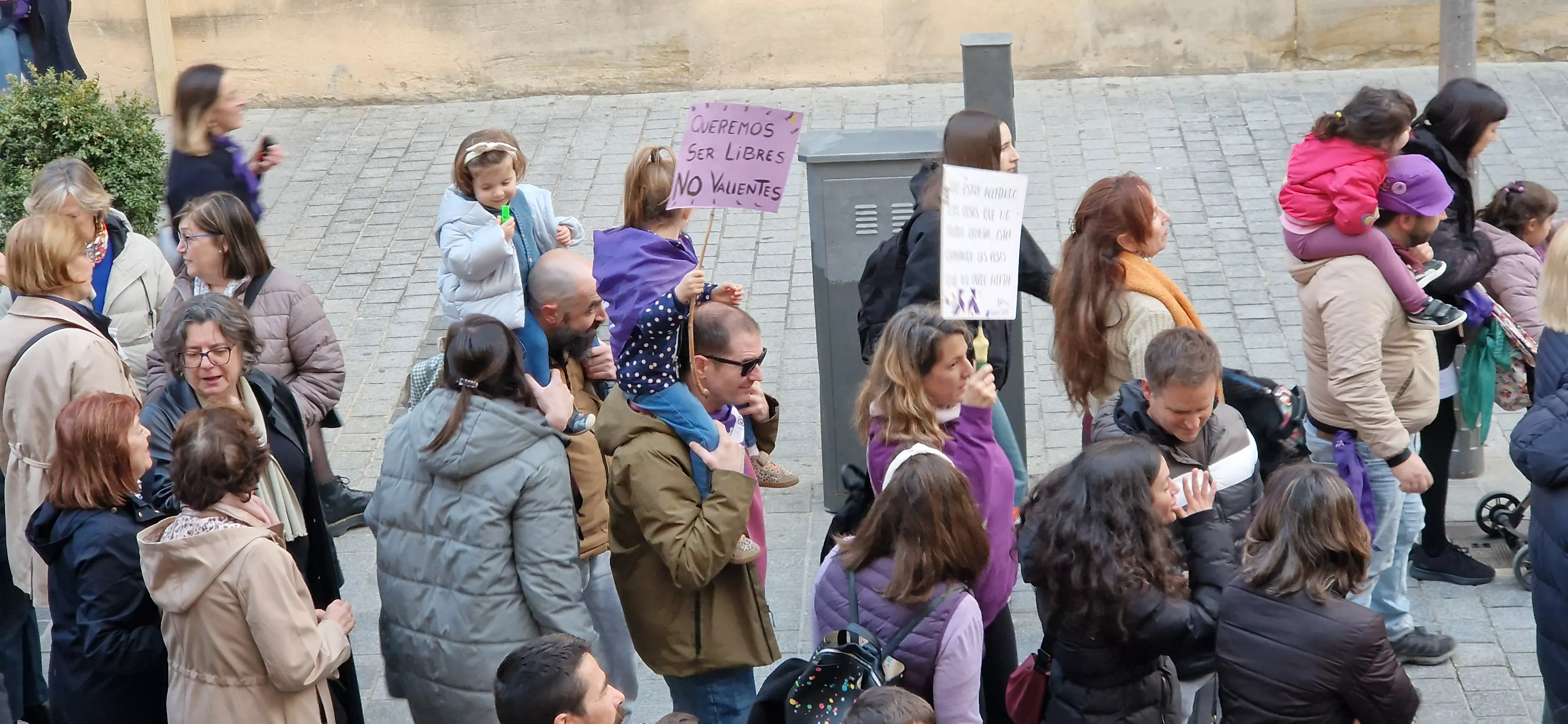 Manifestación del 8M, Día Internacional de la Mujer, en Huesca. Foto Myriam Martínez