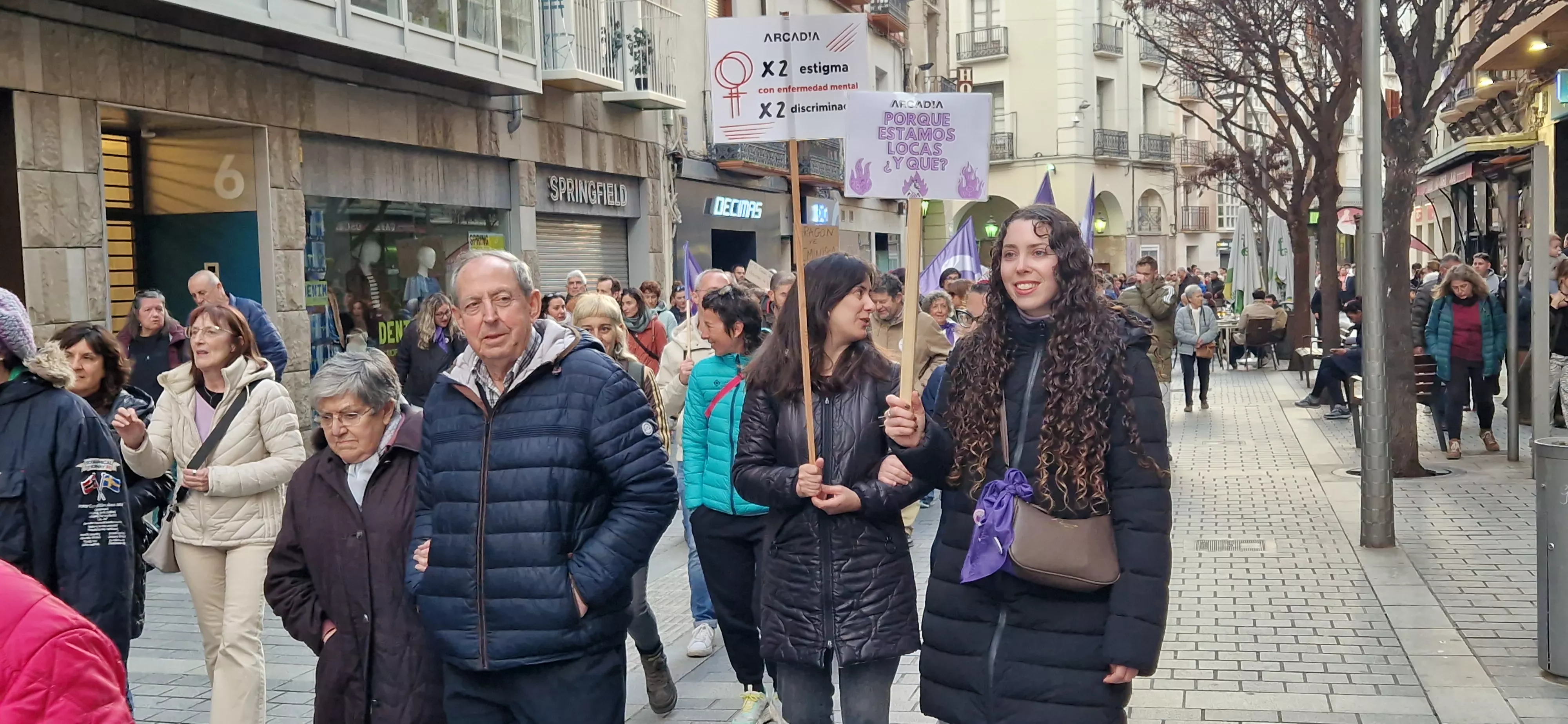 Manifestación del 8M, Día Internacional de la Mujer, en Huesca. Foto Myriam Martínez