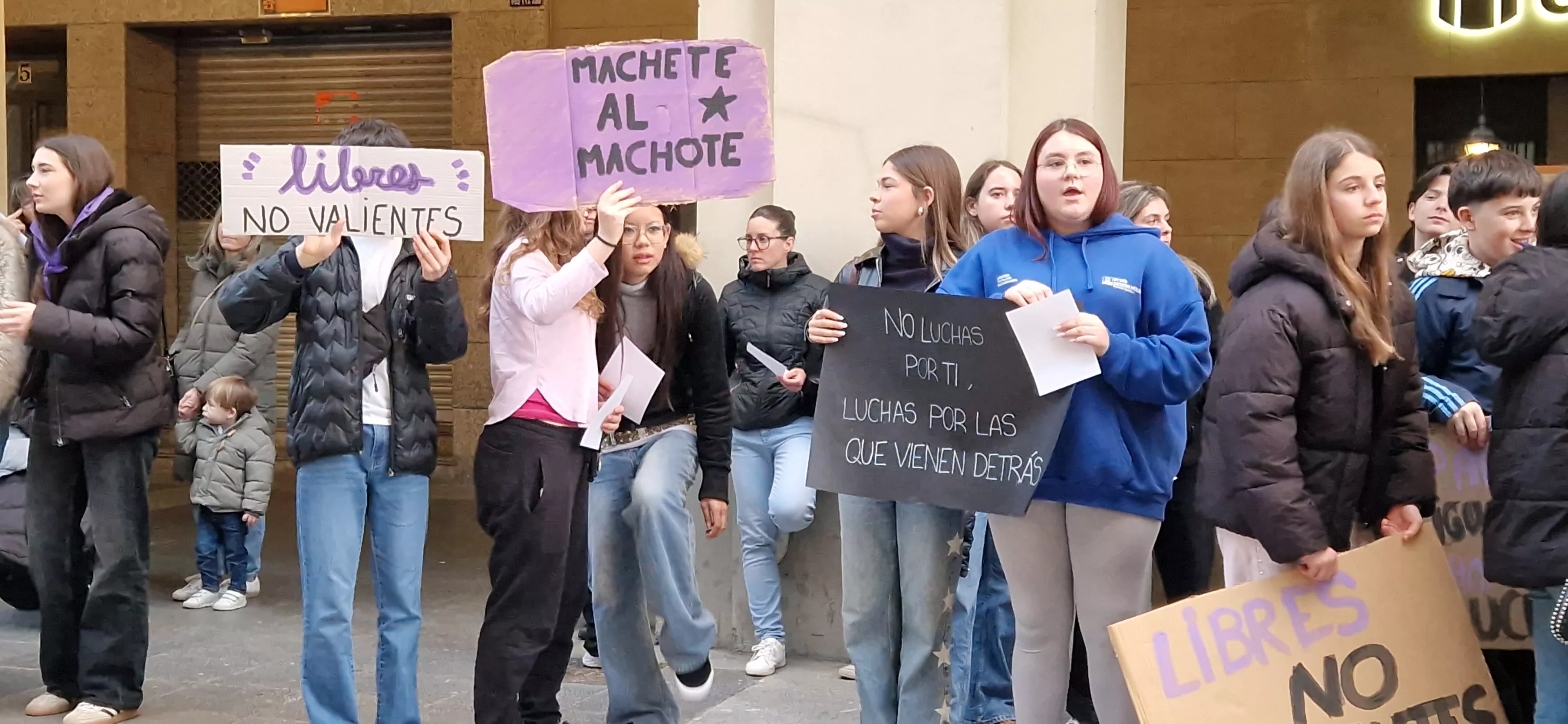Manifestación del 8M, Día Internacional de la Mujer, en Huesca. Foto Myriam Martínez
