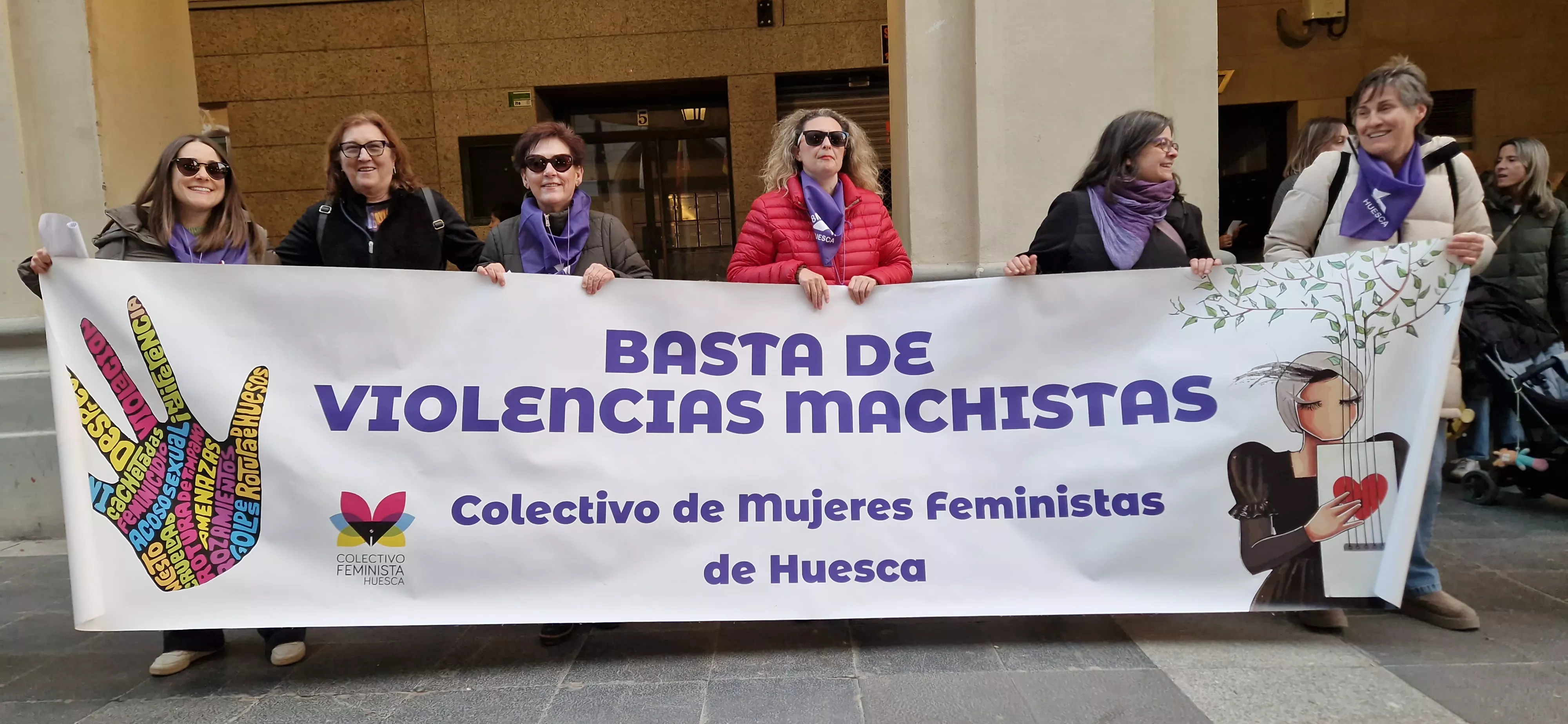 Manifestación del 8M, Día Internacional de la Mujer, en Huesca. Foto Myriam Martínez