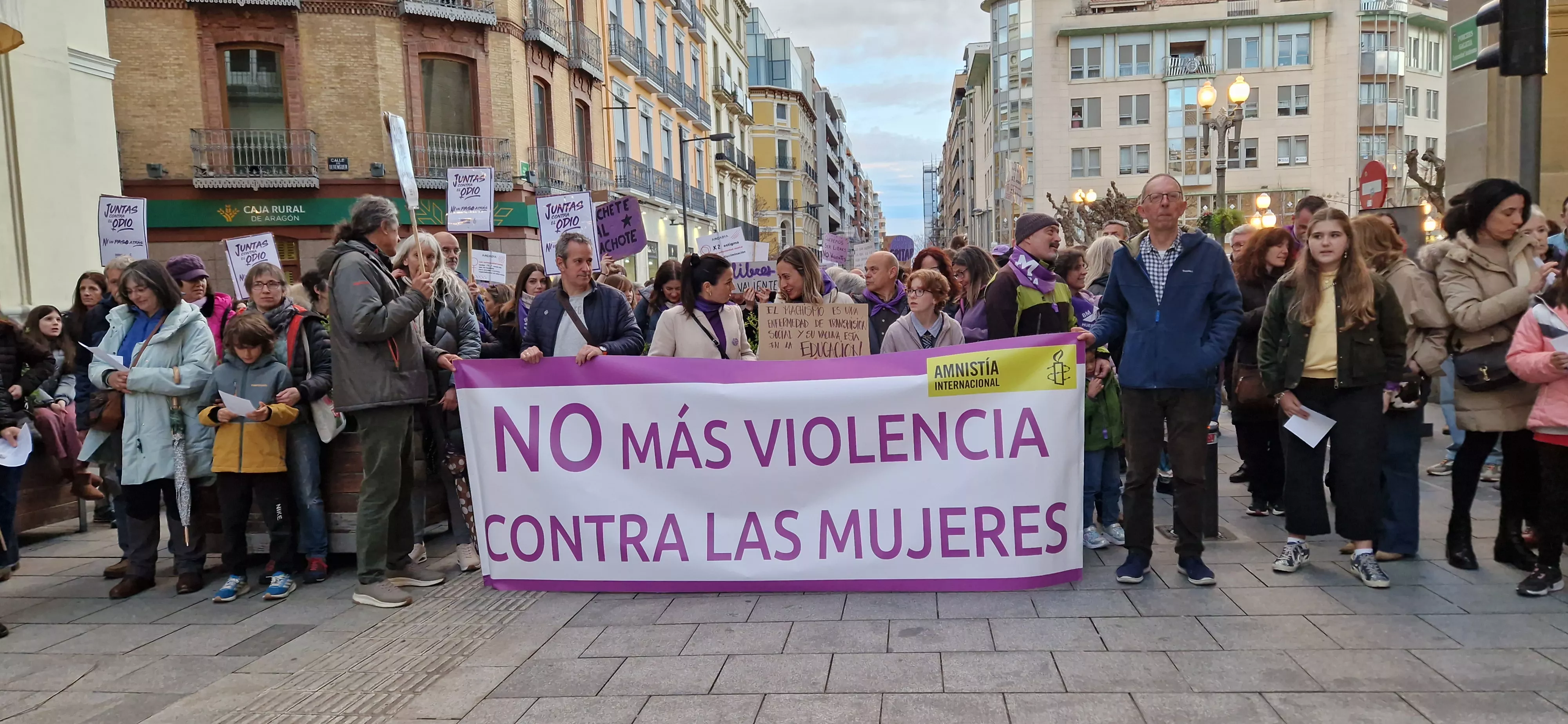 Manifestación del 8M, Día Internacional de la Mujer, en Huesca. Foto Myriam Martínez