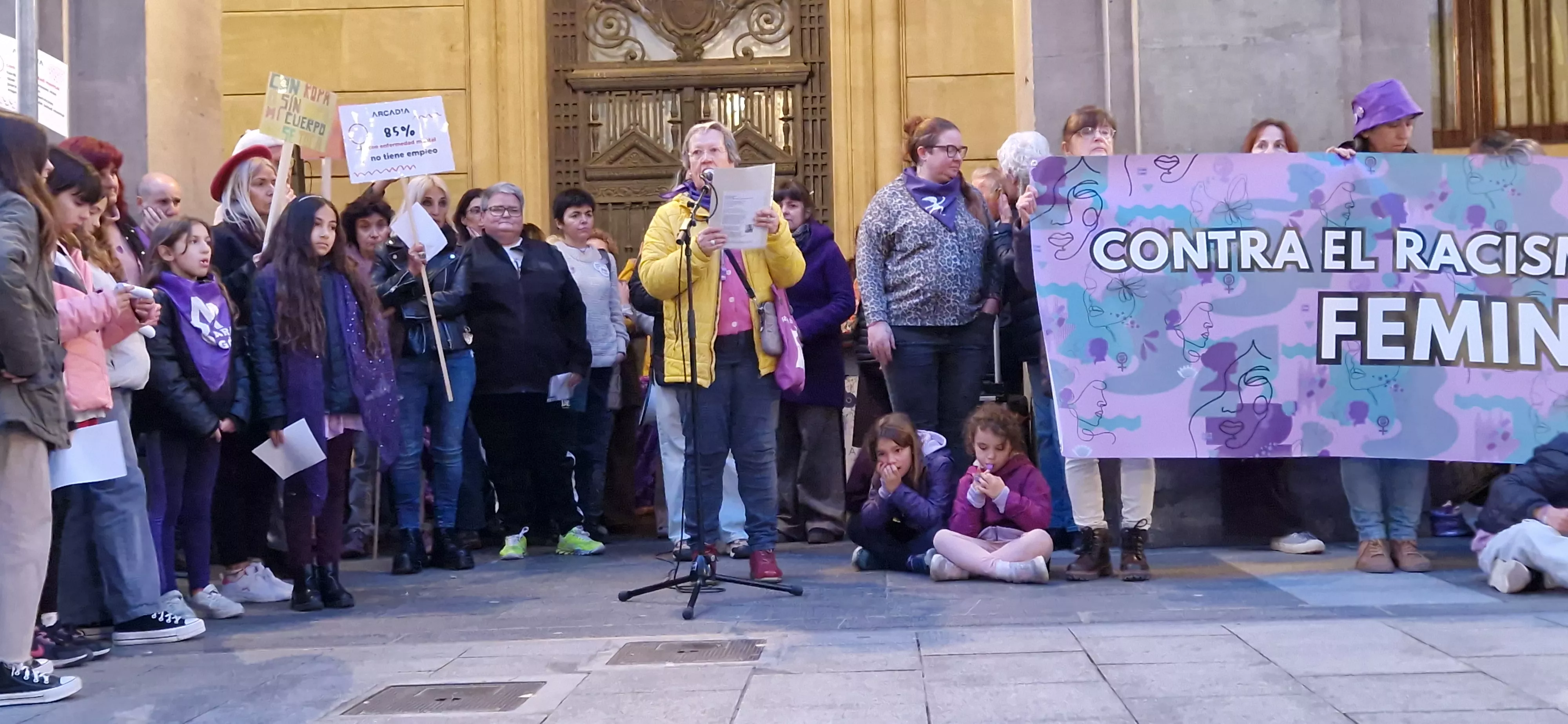 Manifestación del 8M, Día Internacional de la Mujer, en Huesca. Foto Myriam Martínez