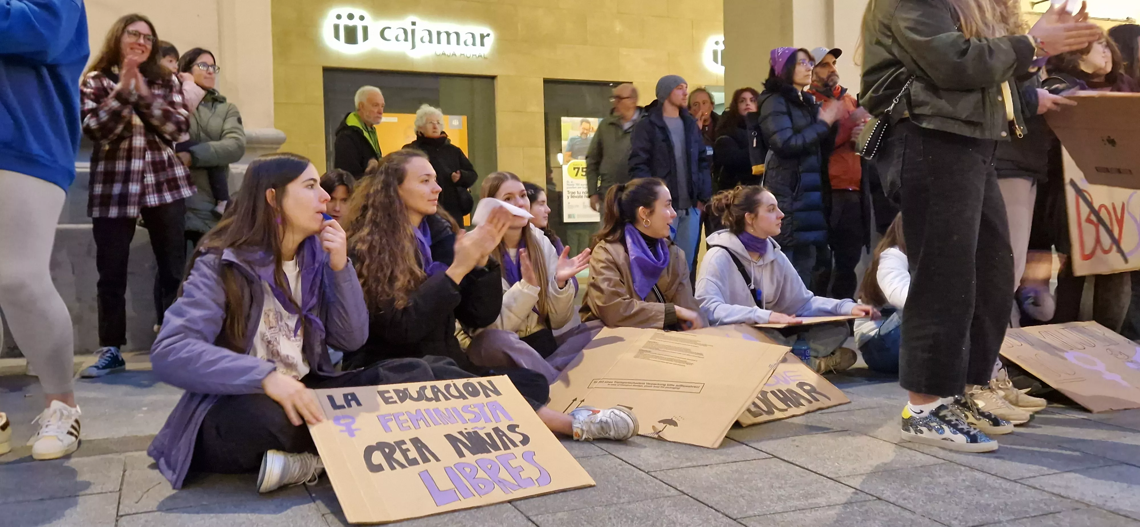 Manifestación del 8M, Día Internacional de la Mujer, en Huesca. Foto Myriam Martínez